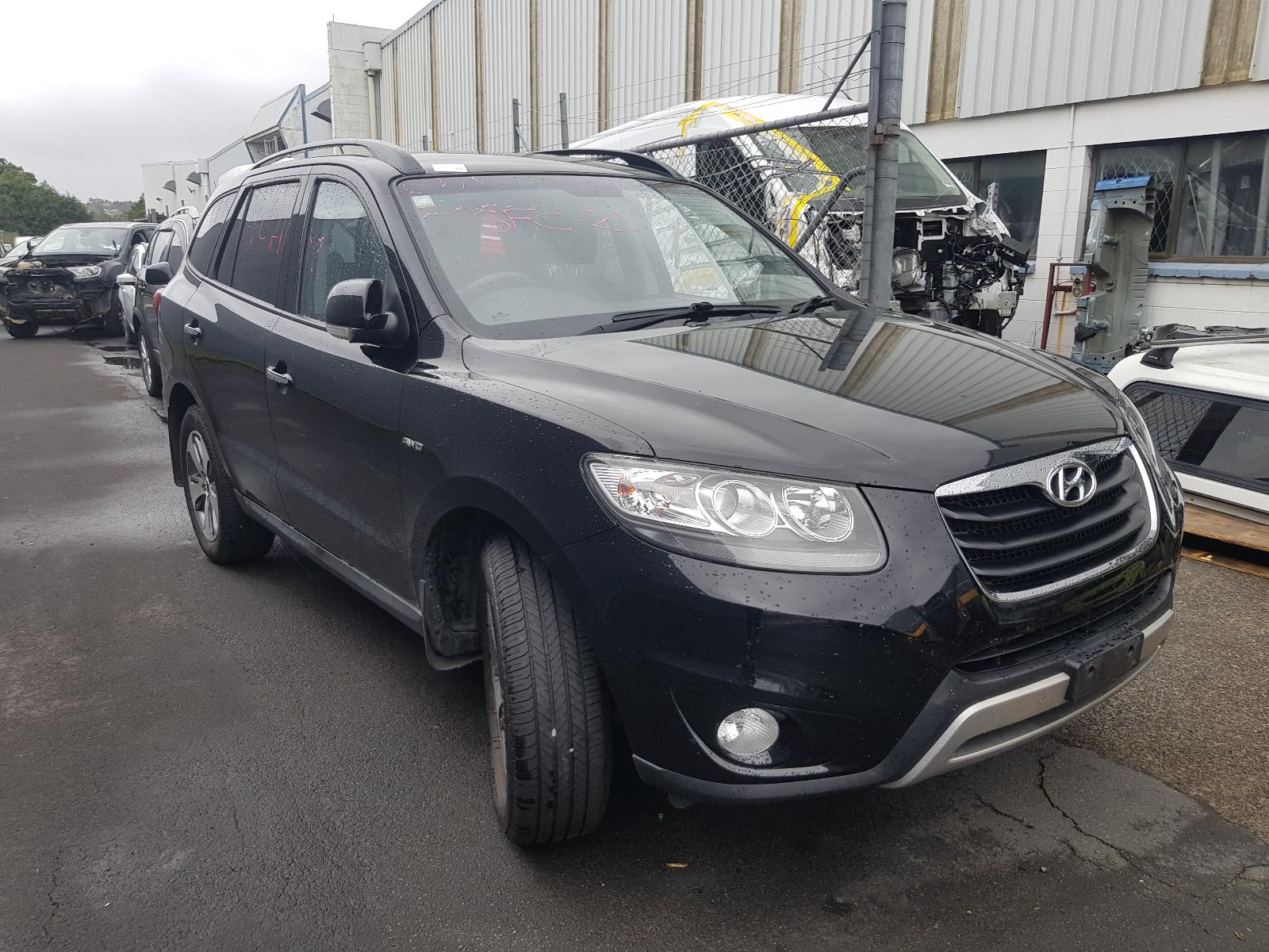 Hyundai Santa Fe - 2006-2012