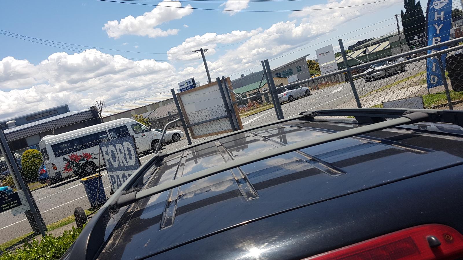 Ford Explorer - UT 2001-2005