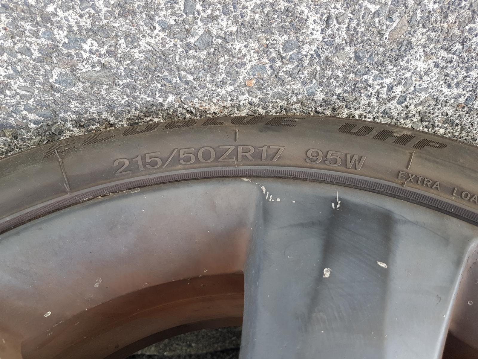 Holden Cruze - 2009-Present