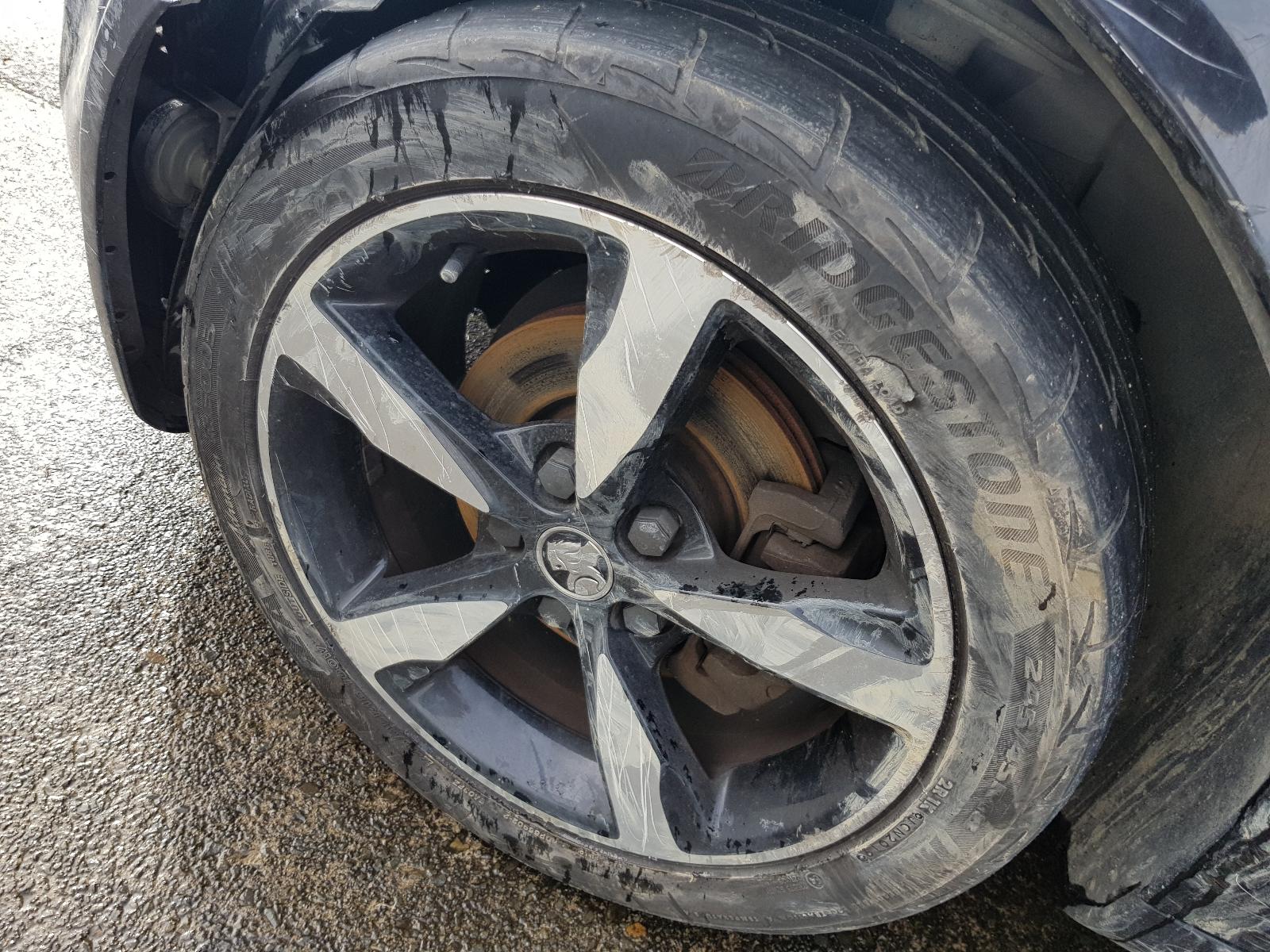 Holden Commodore - VE Omega 06-