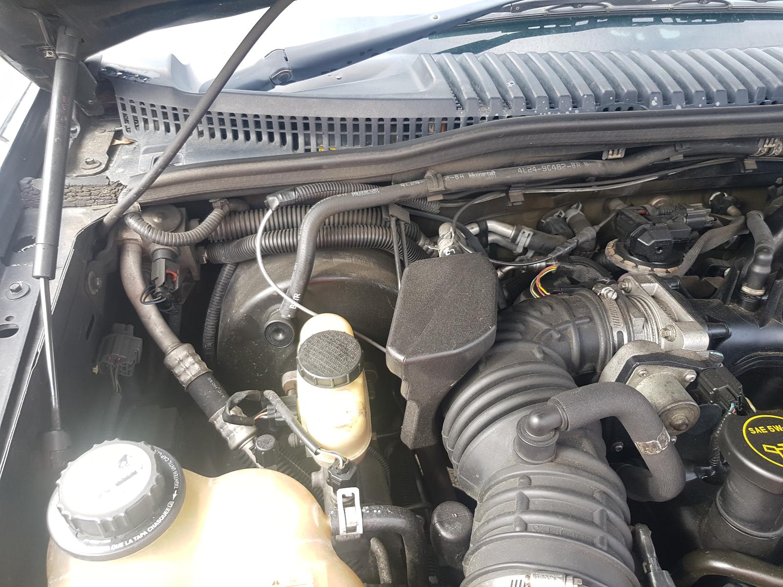 Ford Explorer - UT 2001-2005