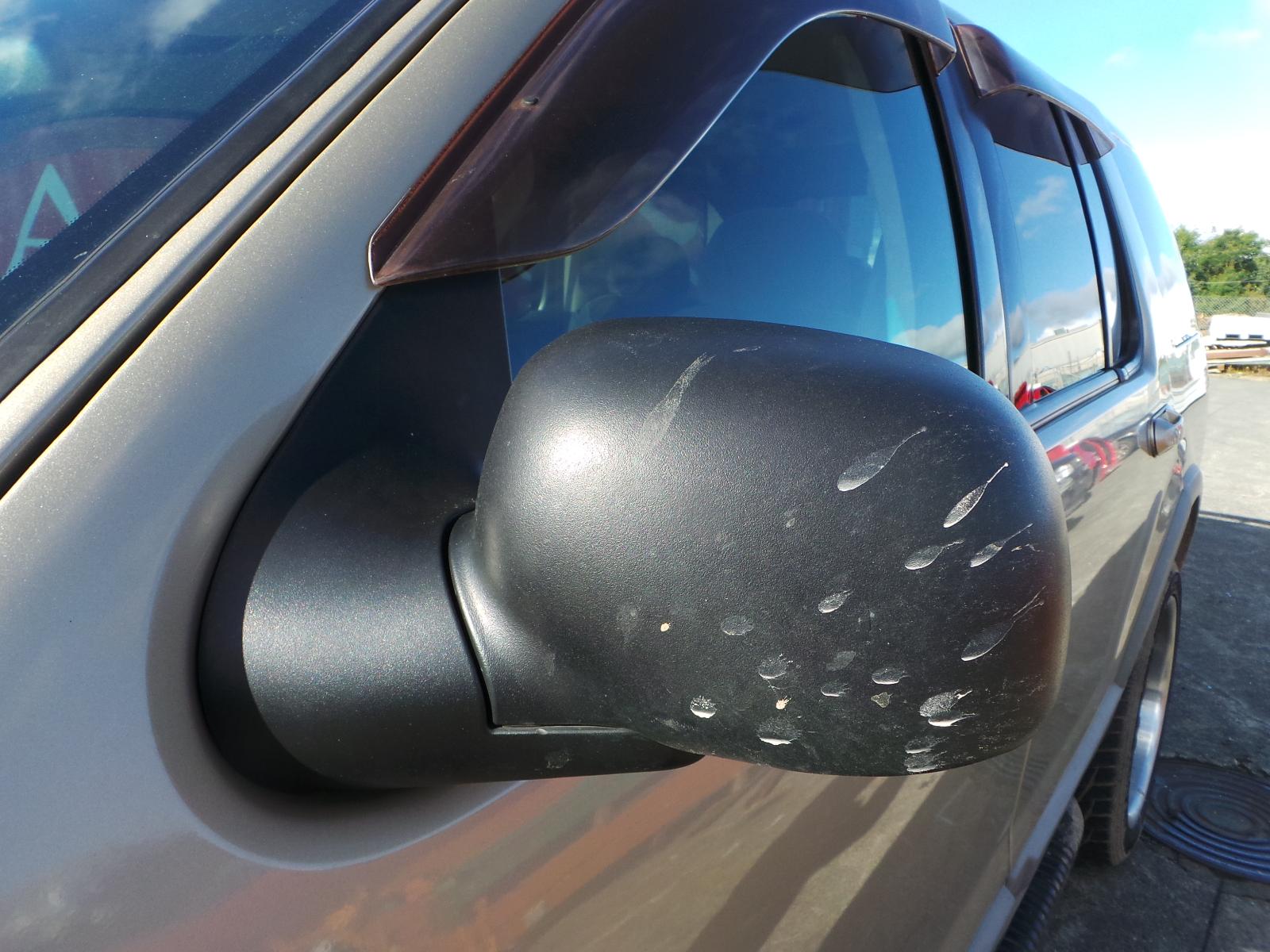 Ford Explorer - UT 2001-2005