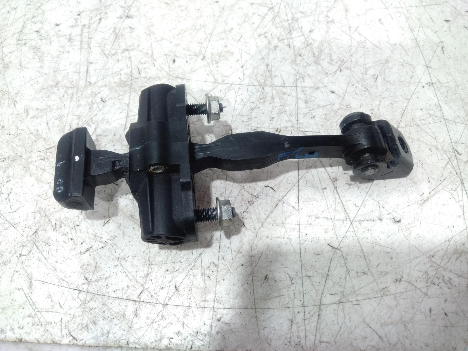 Door_Hinge_Runner