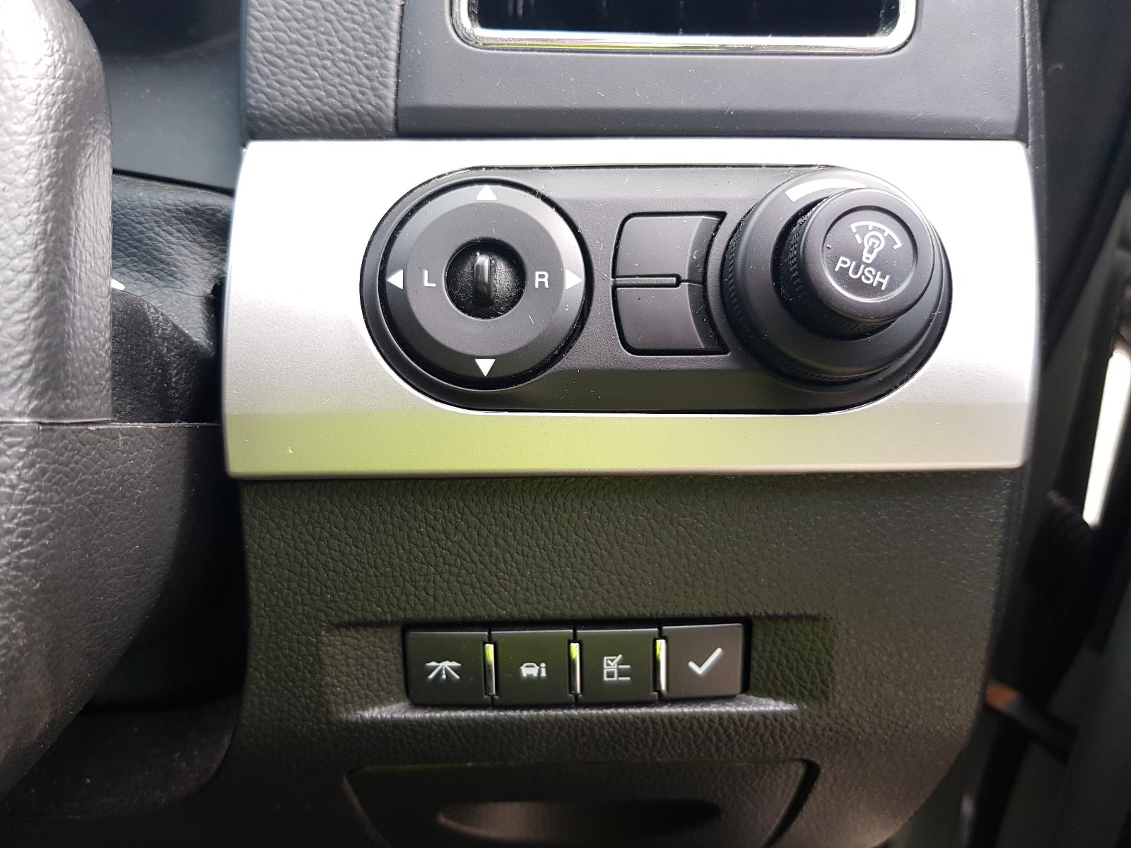 Holden Captiva - Captiva 7 2011-Present