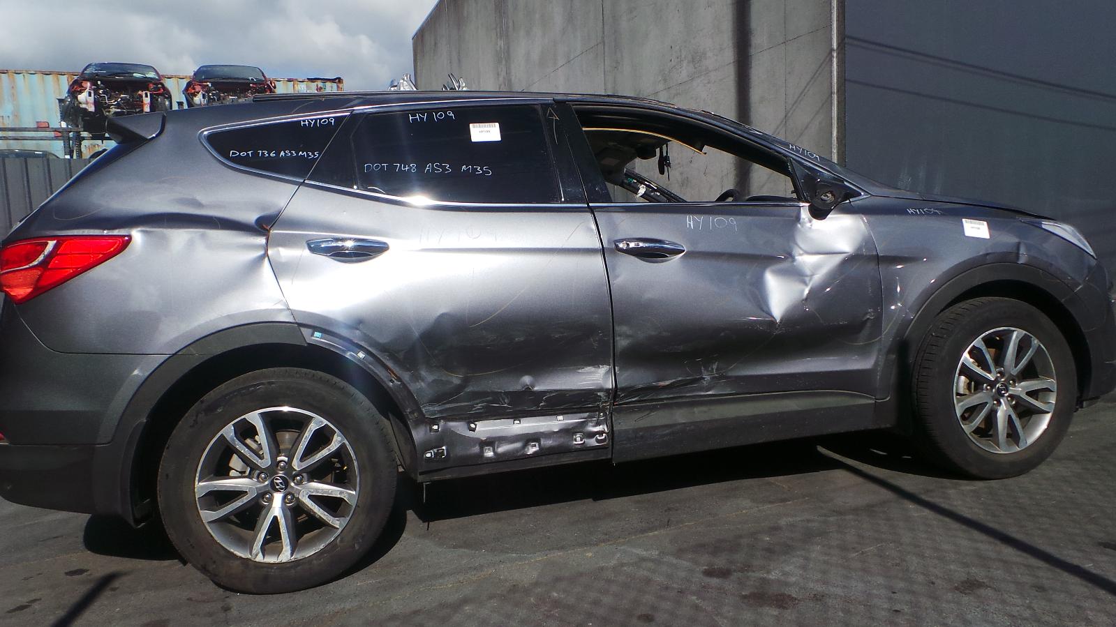 Hyundai Santa Fe - 2013-Present