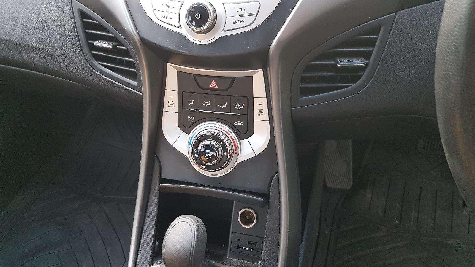 Hyundai Elantra - HD 2006-2011