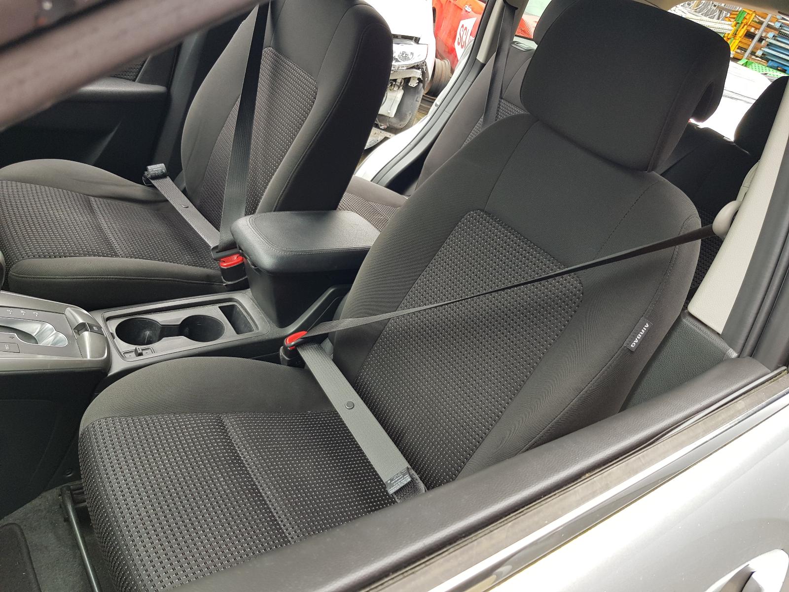 Holden Captiva - Captiva 7 2011-Present