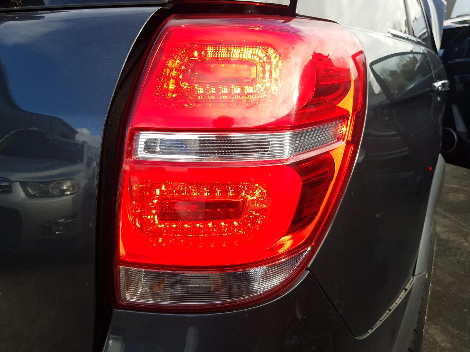 Holden Captiva - Captiva 7 2011-Present