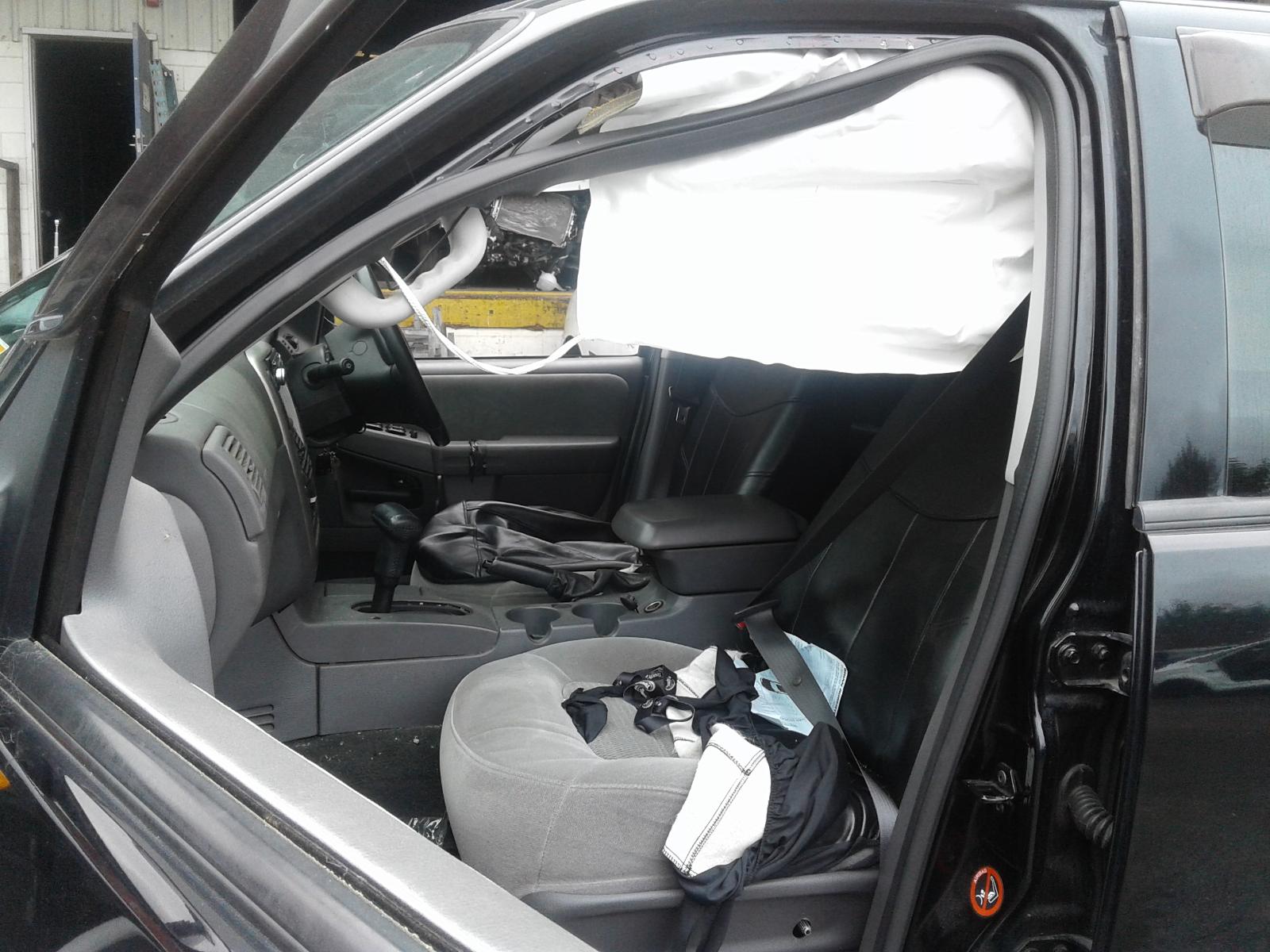 Ford Explorer - UT 2001-2005