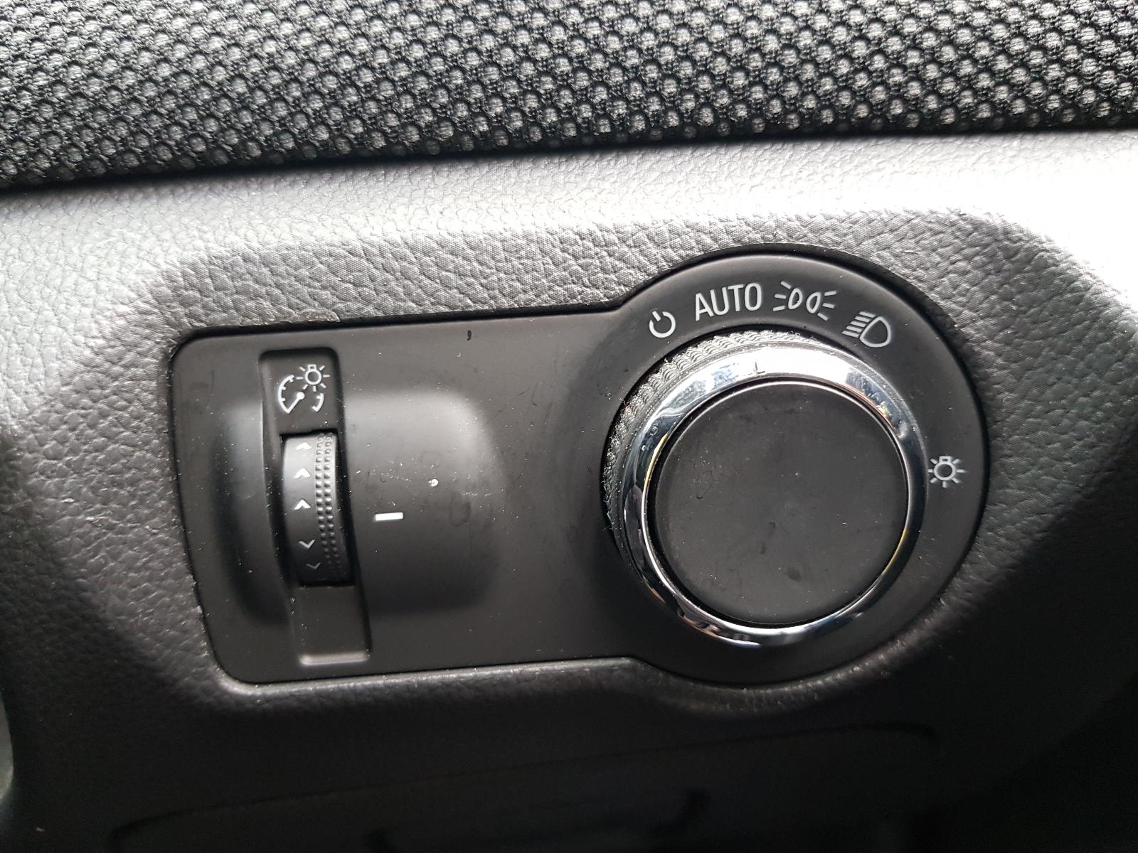 Holden Cruze - 2009-Present