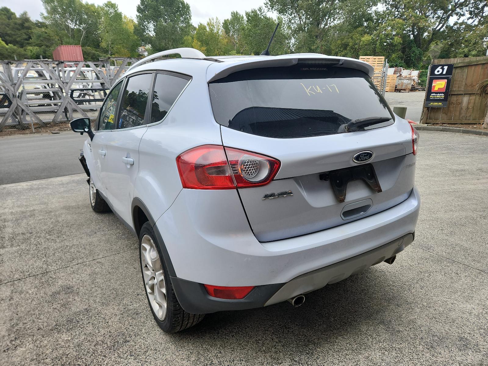 Ford Kuga - TE 2012-2013