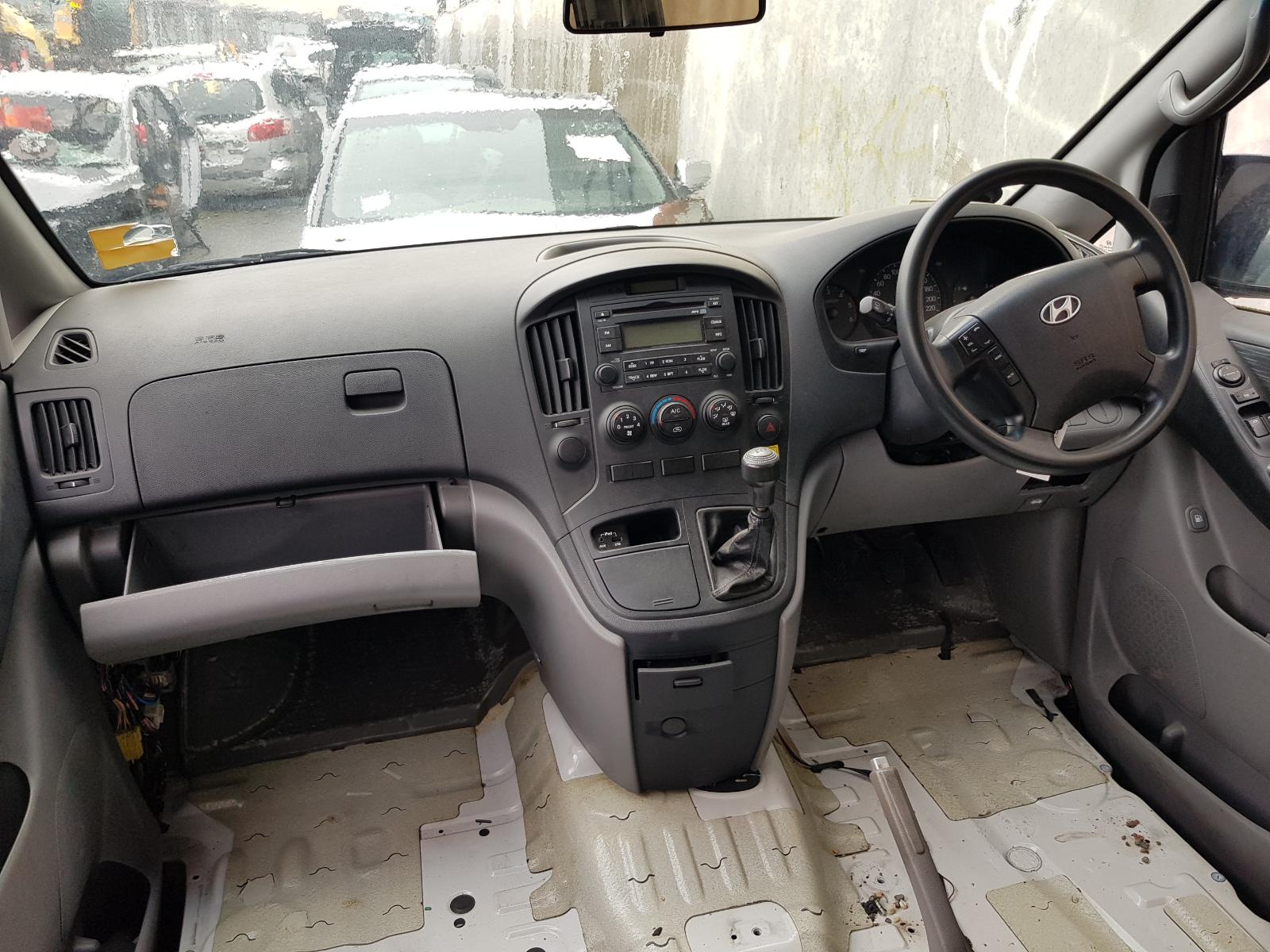 Hyundai H1 Van - 2008-2016