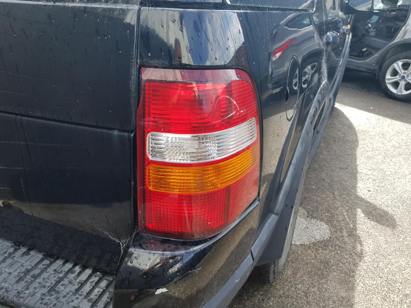 Ford Explorer - UT 2001-2005