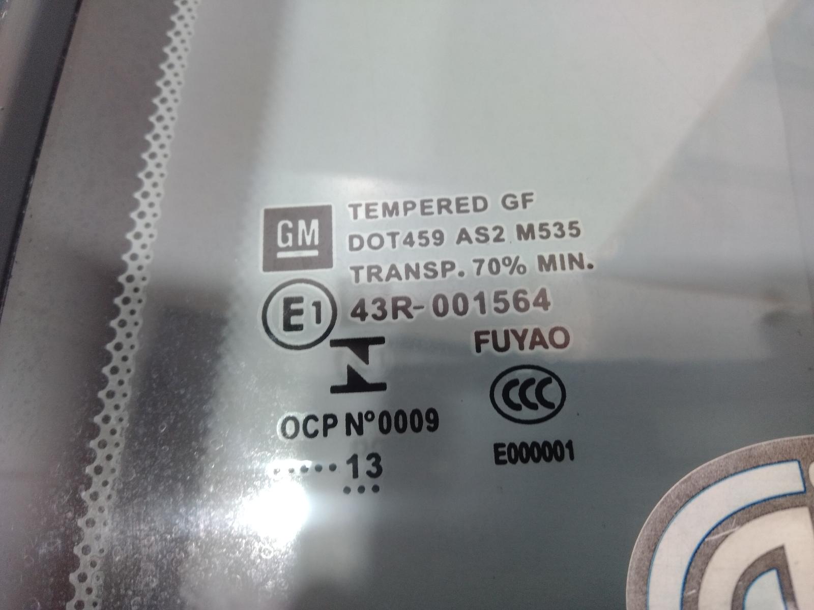 Left Rear 1q Door Glass