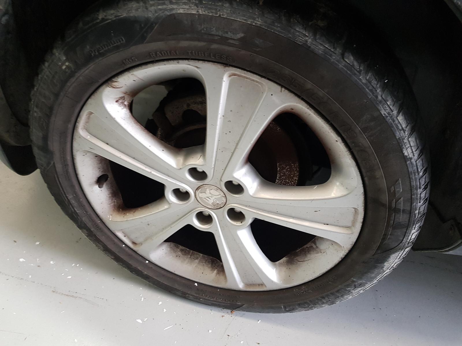 Holden Captiva - Captiva 7 2011-Present