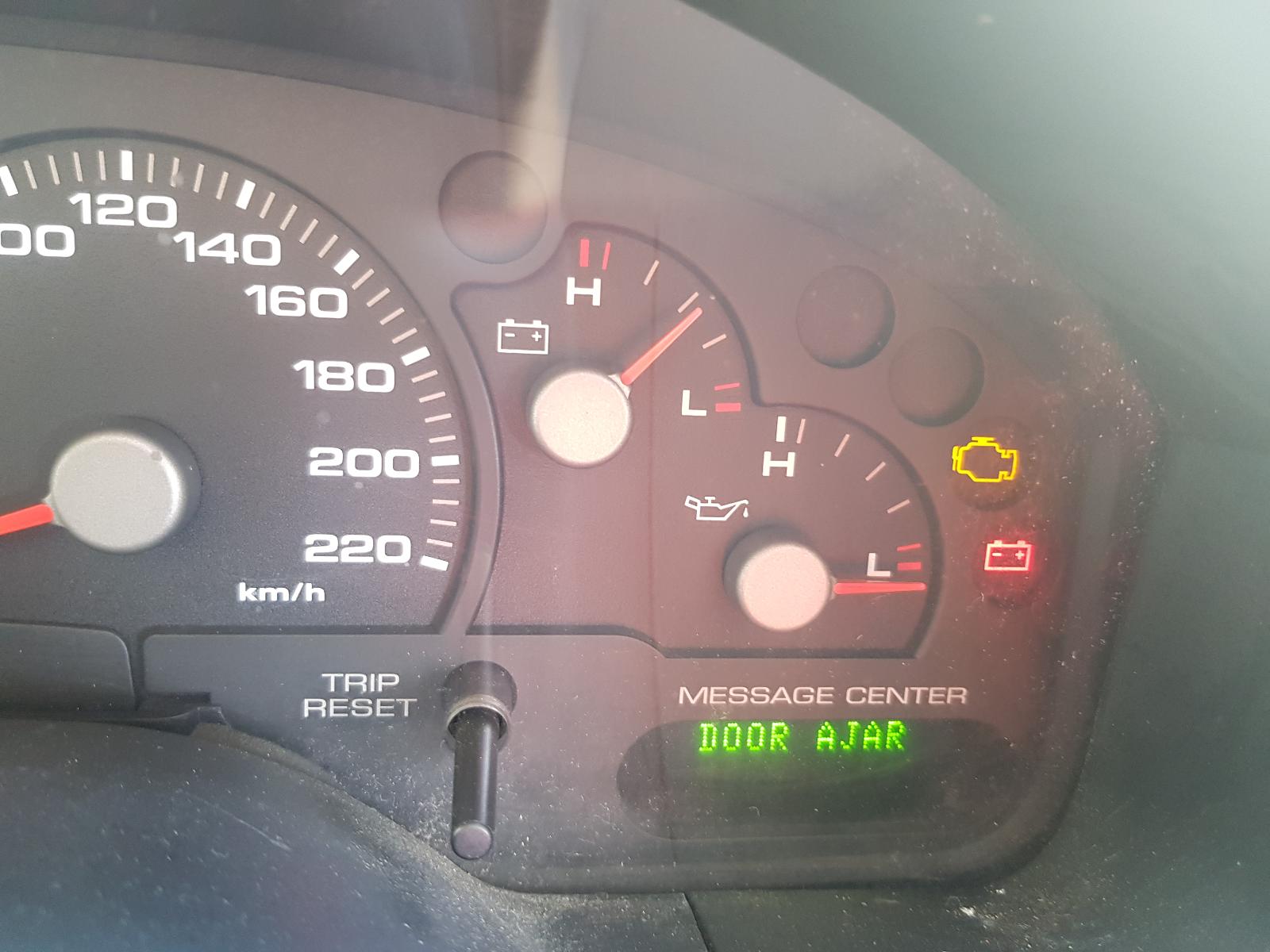 Ford Explorer - UT 2001-2005