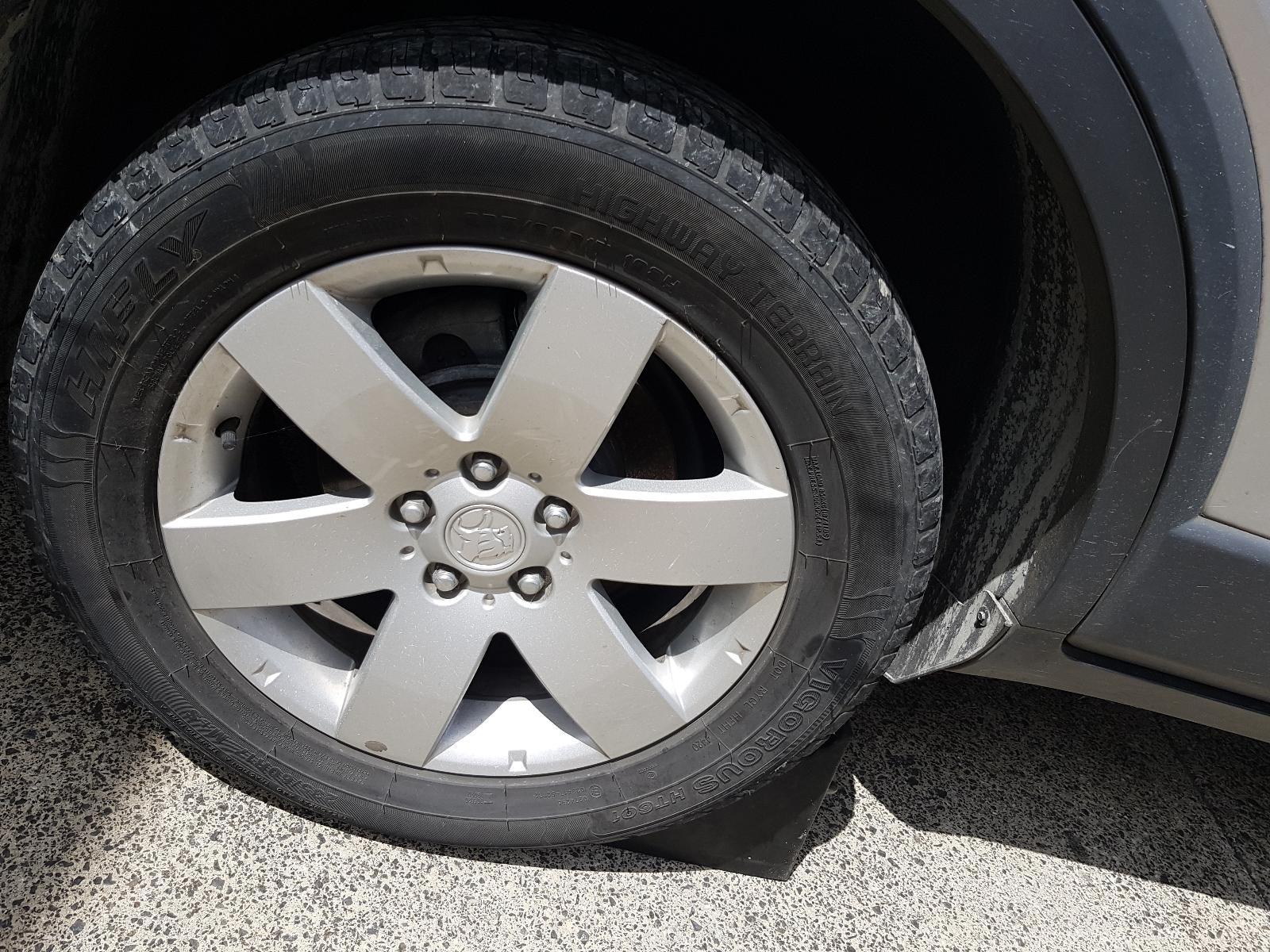 Holden Captiva - Captiva 7 2011-Present