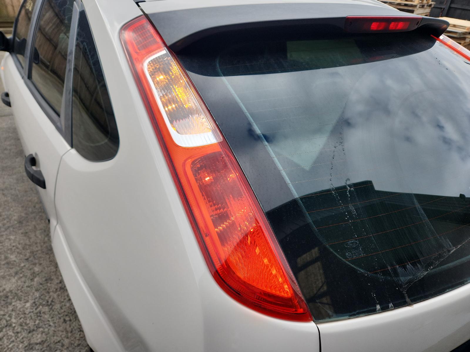 Ford Focus - LS 2005-2007