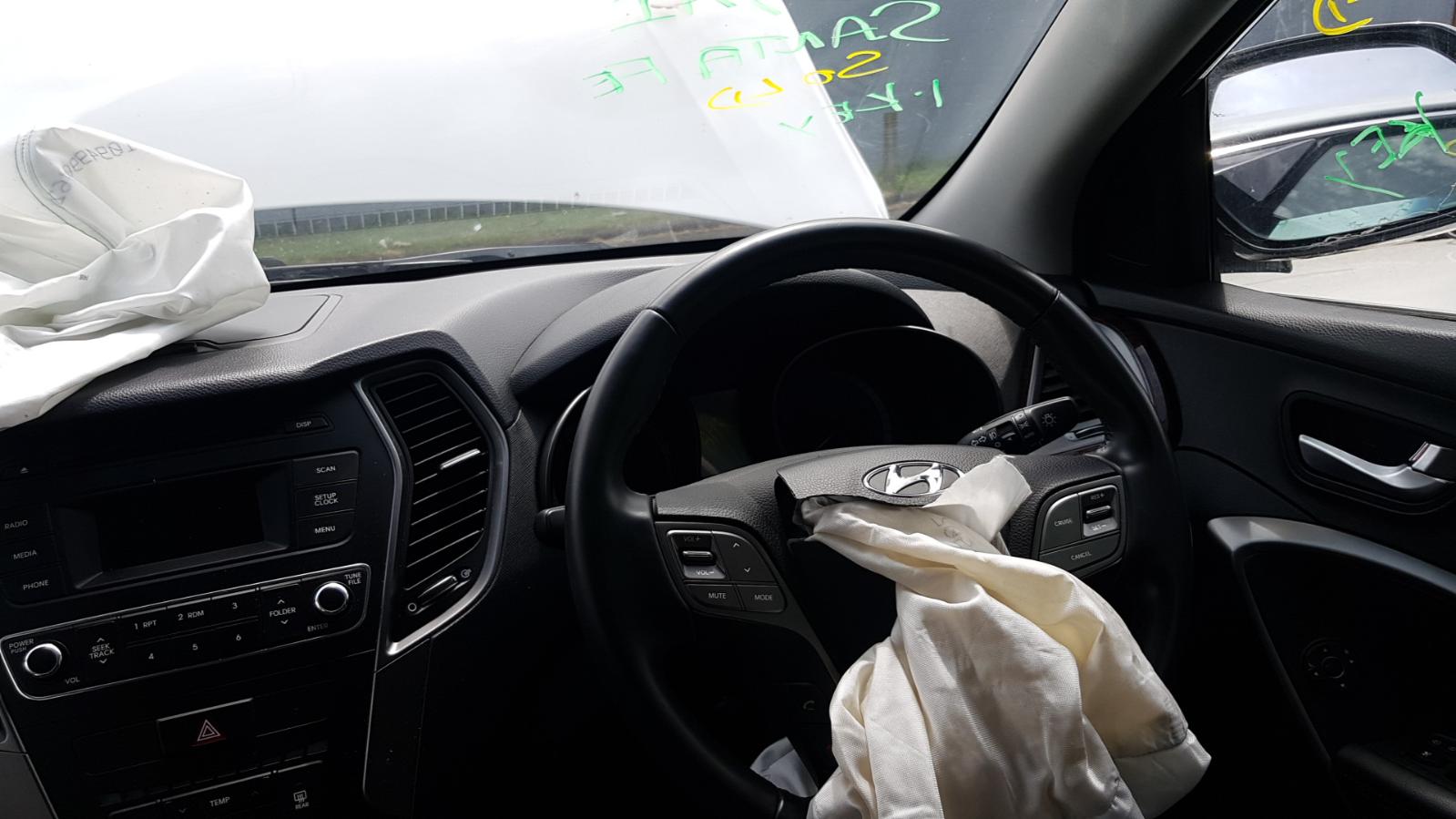 Hyundai Santa Fe - 2013-Present