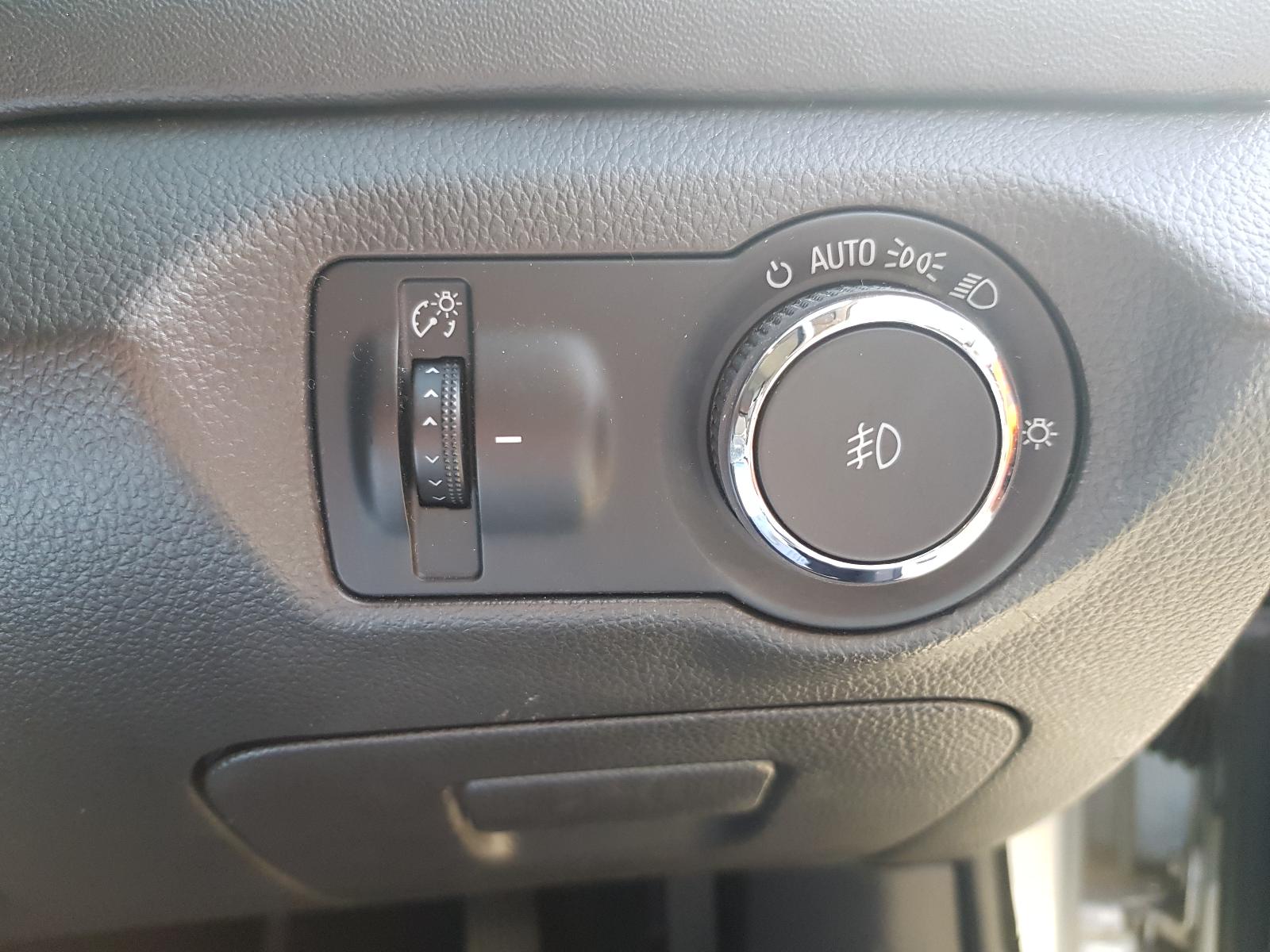 Holden Cruze - 2009-Present