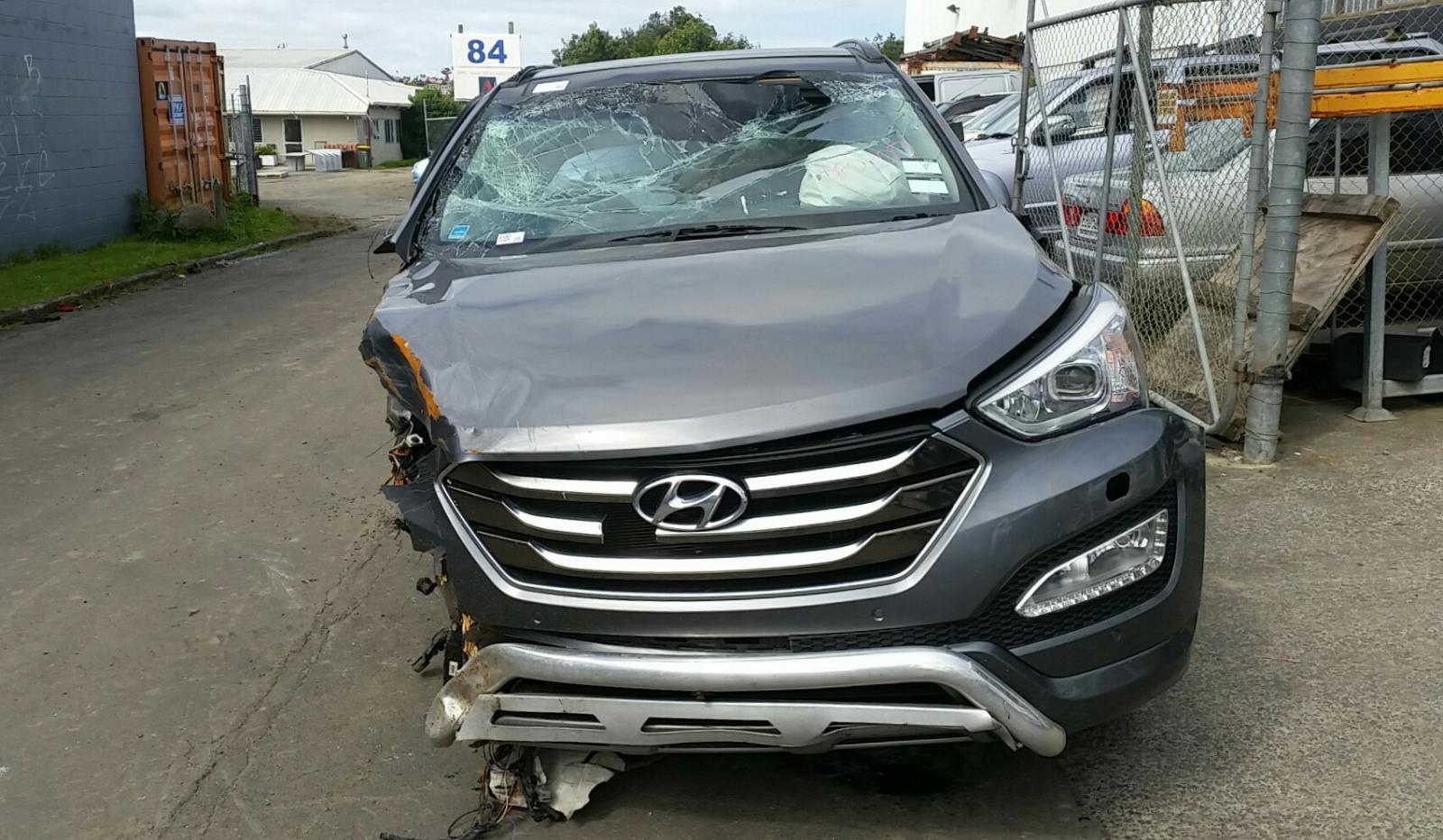 Hyundai Santa Fe - 2013-Present