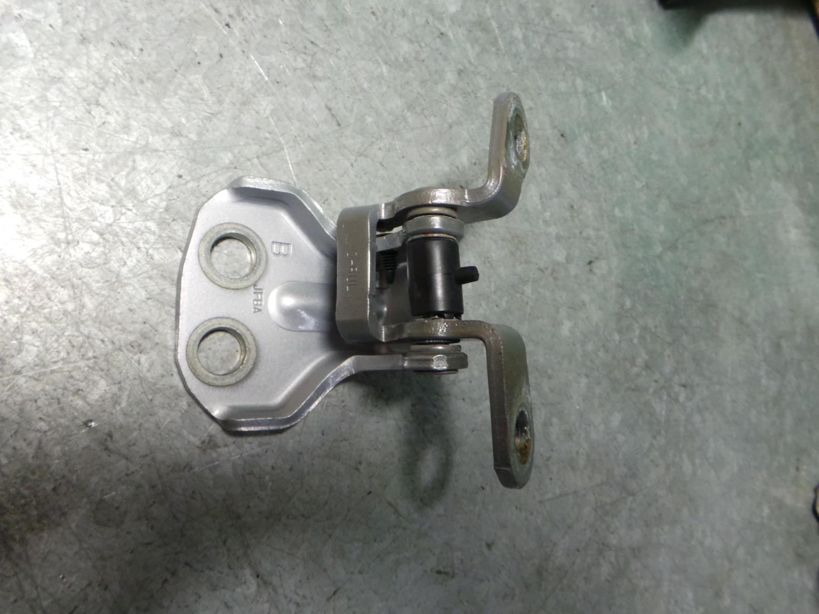 Door_Hinge_Runner