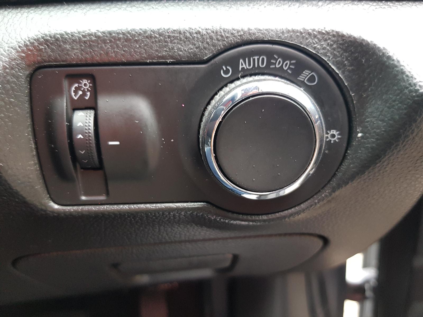 Holden Cruze - 2009-Present