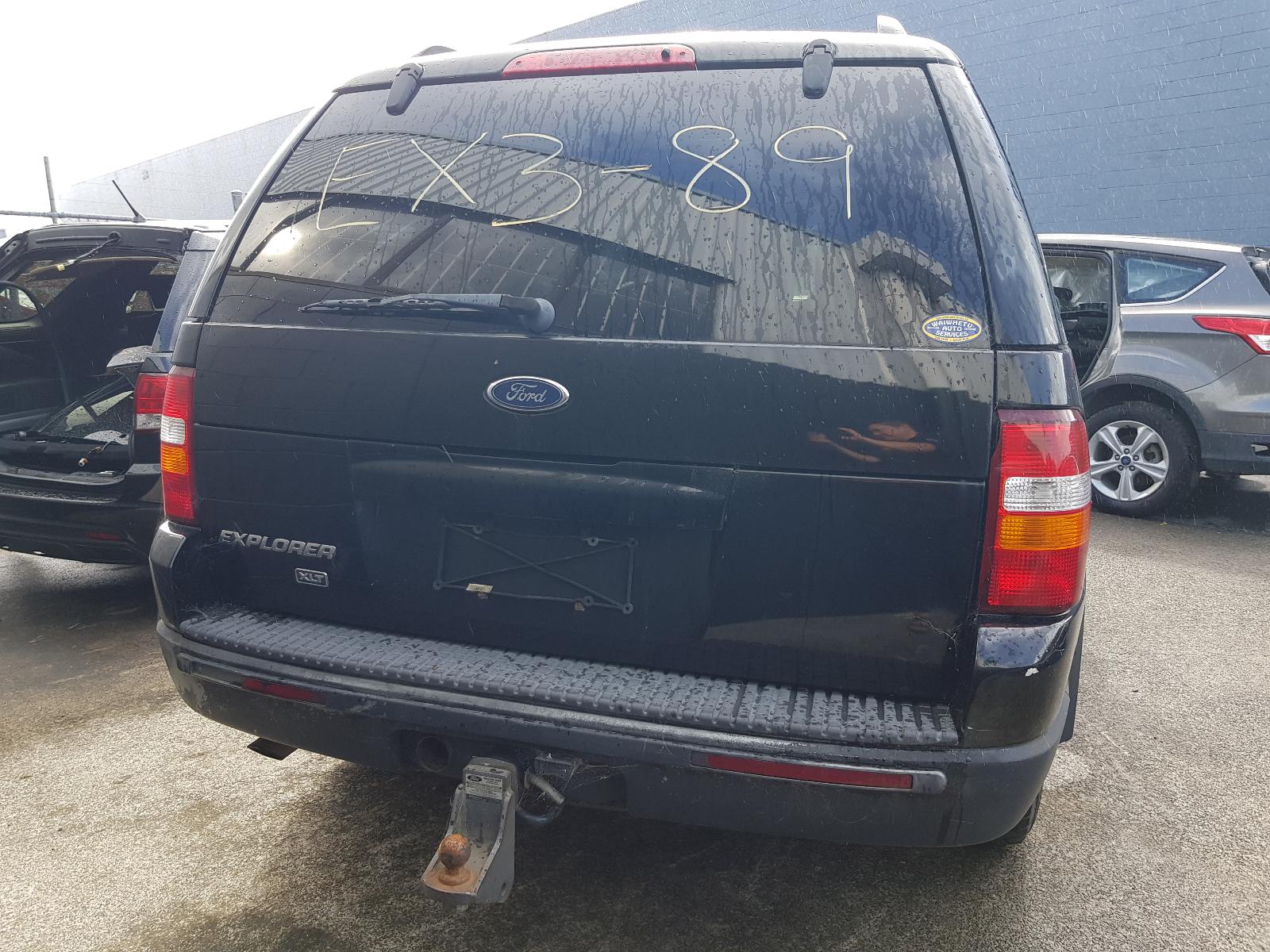 Ford Explorer - UT 2001-2005