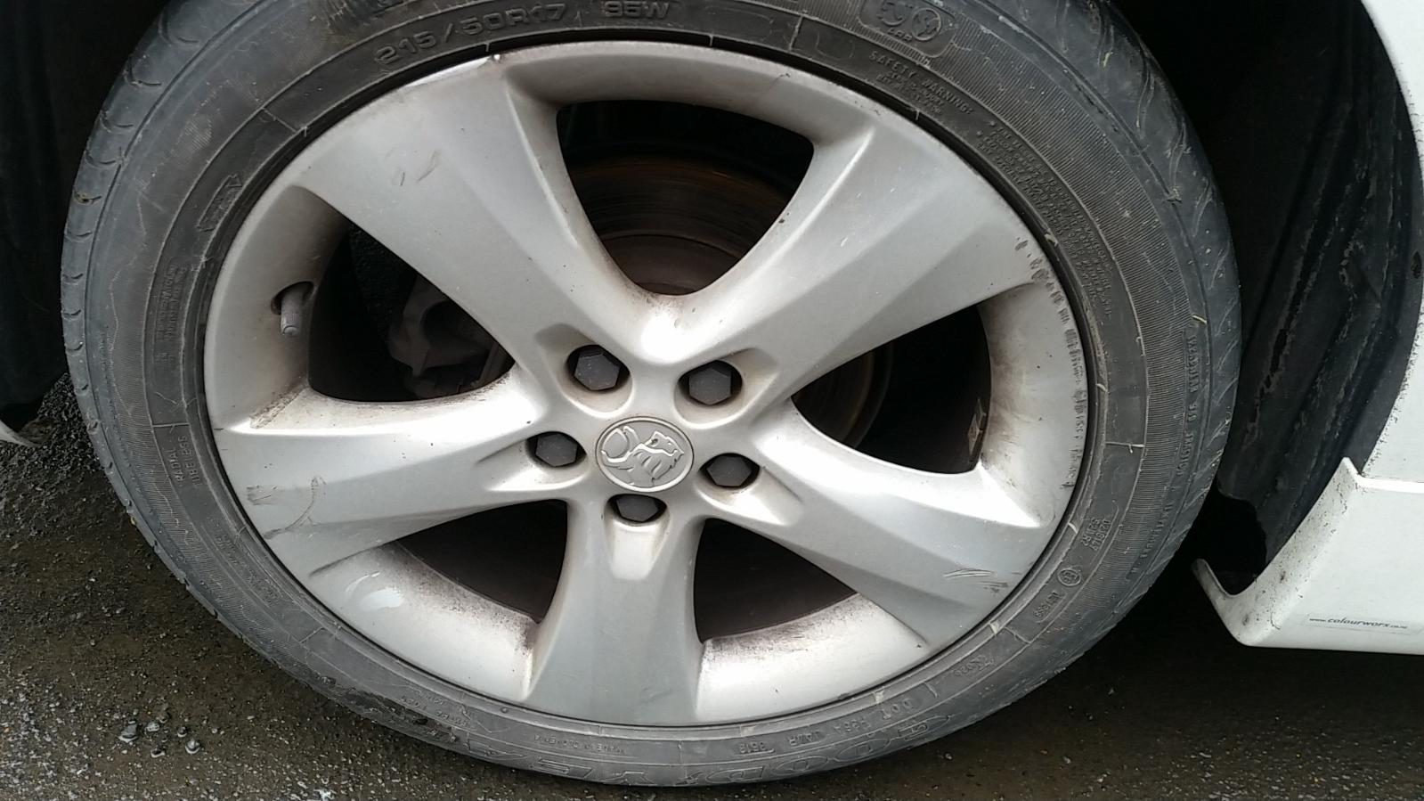 Holden Cruze - 2009-Present