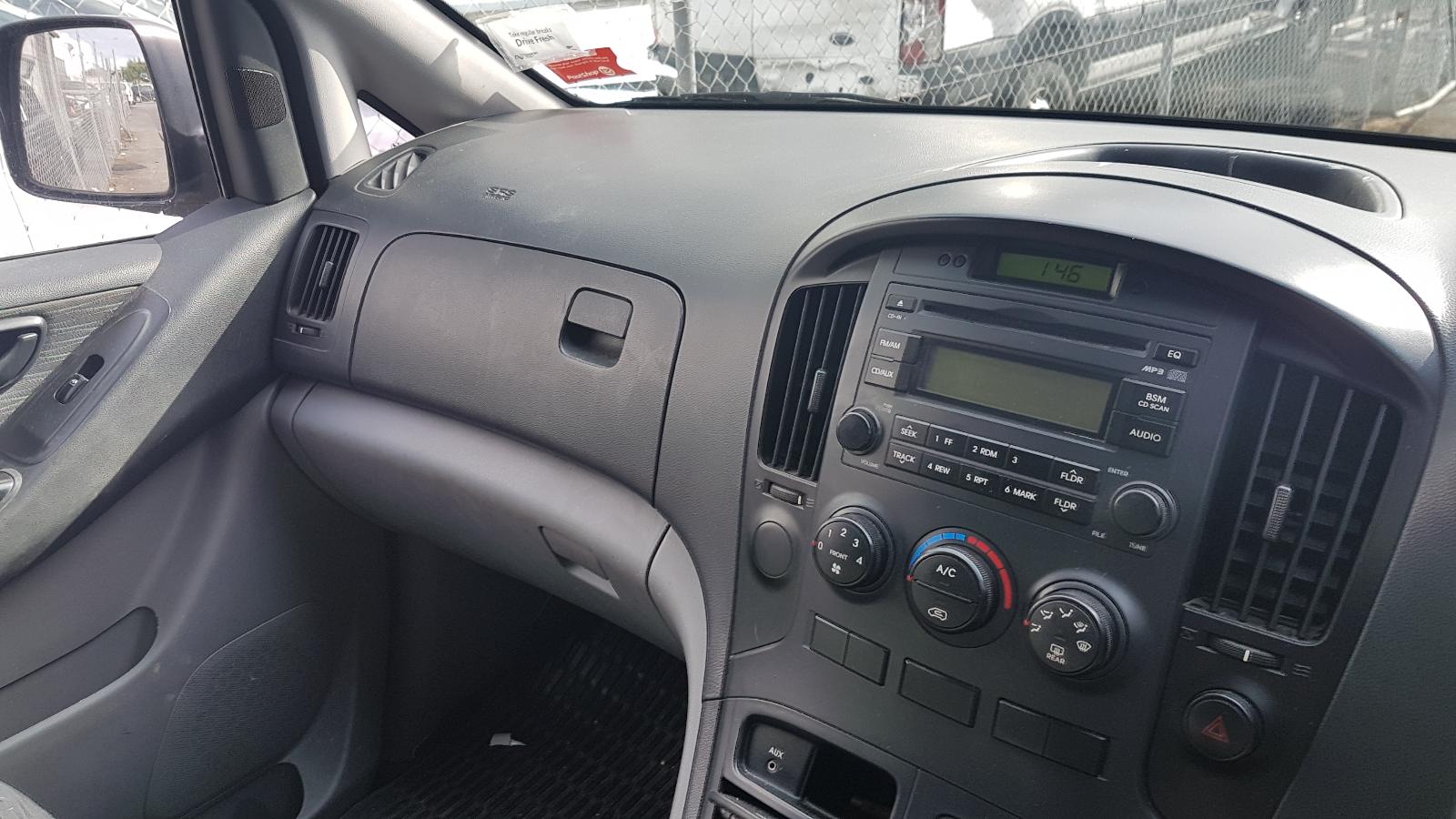 Hyundai H1 Van - 2008-2016