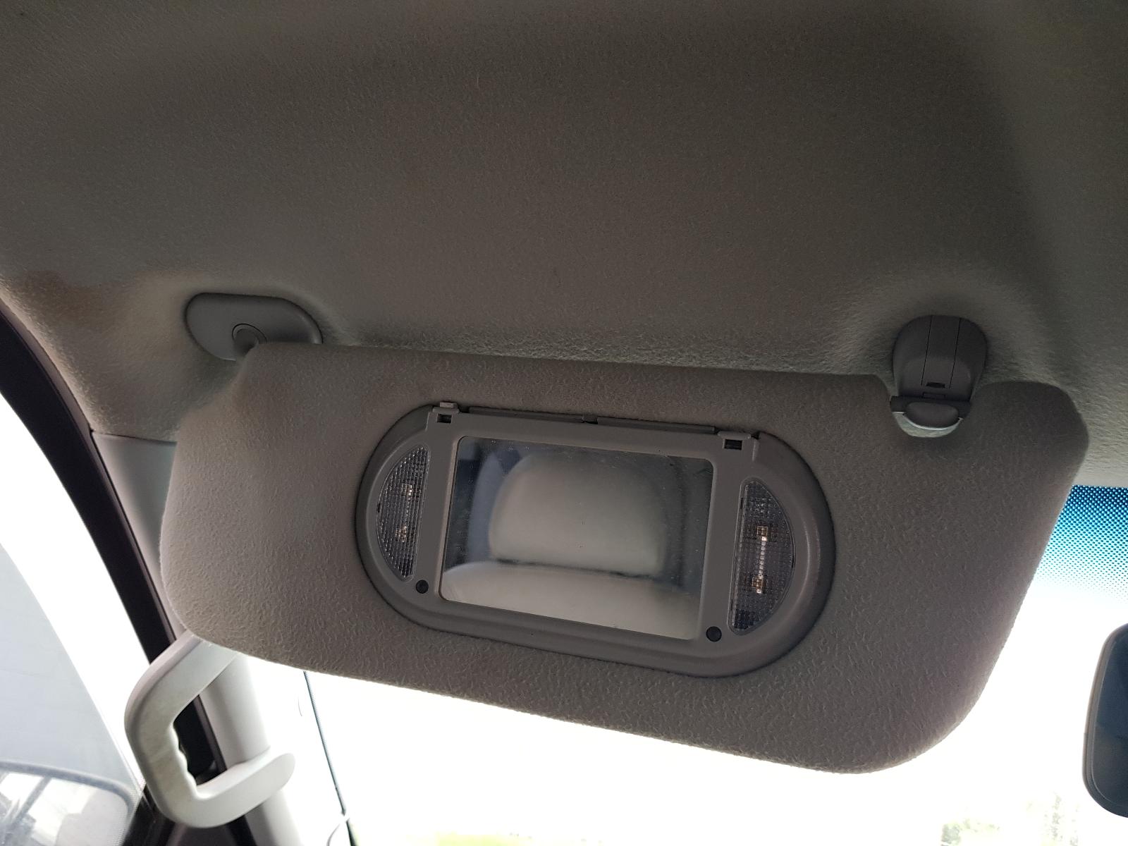 Ford Explorer - UT 2001-2005