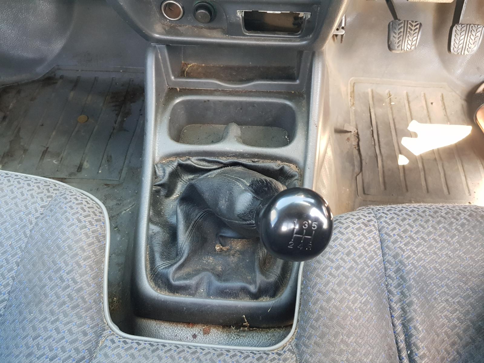 Ford Courier - 03-05