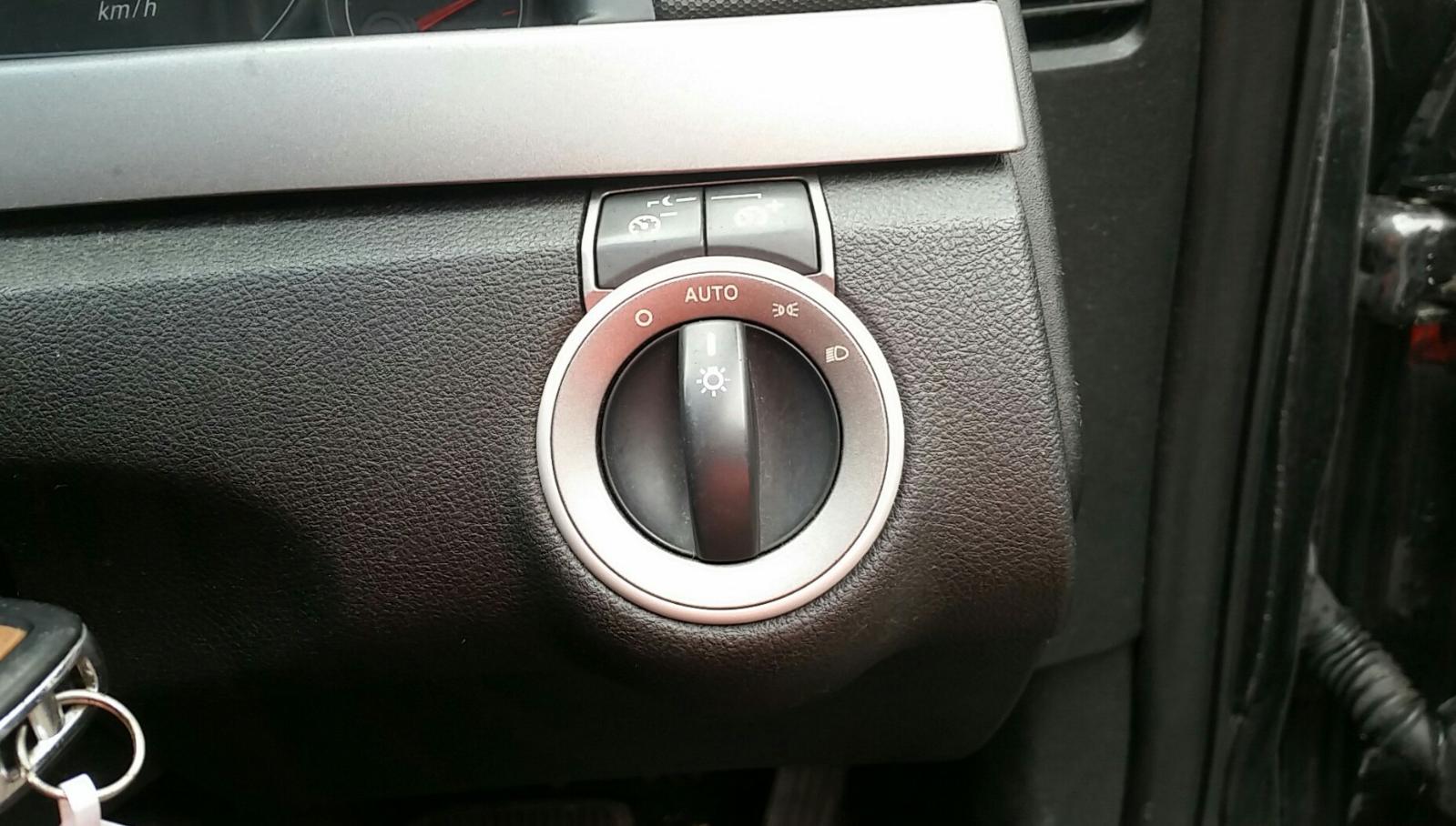 Holden Commodore - VE Omega 06-