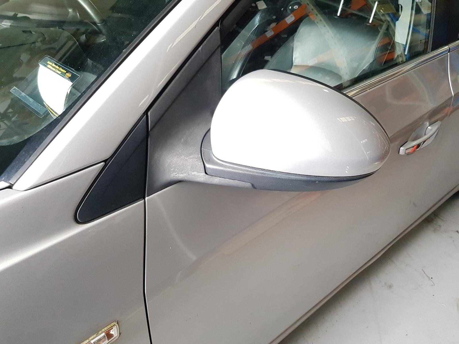 Holden Cruze - 2009-Present