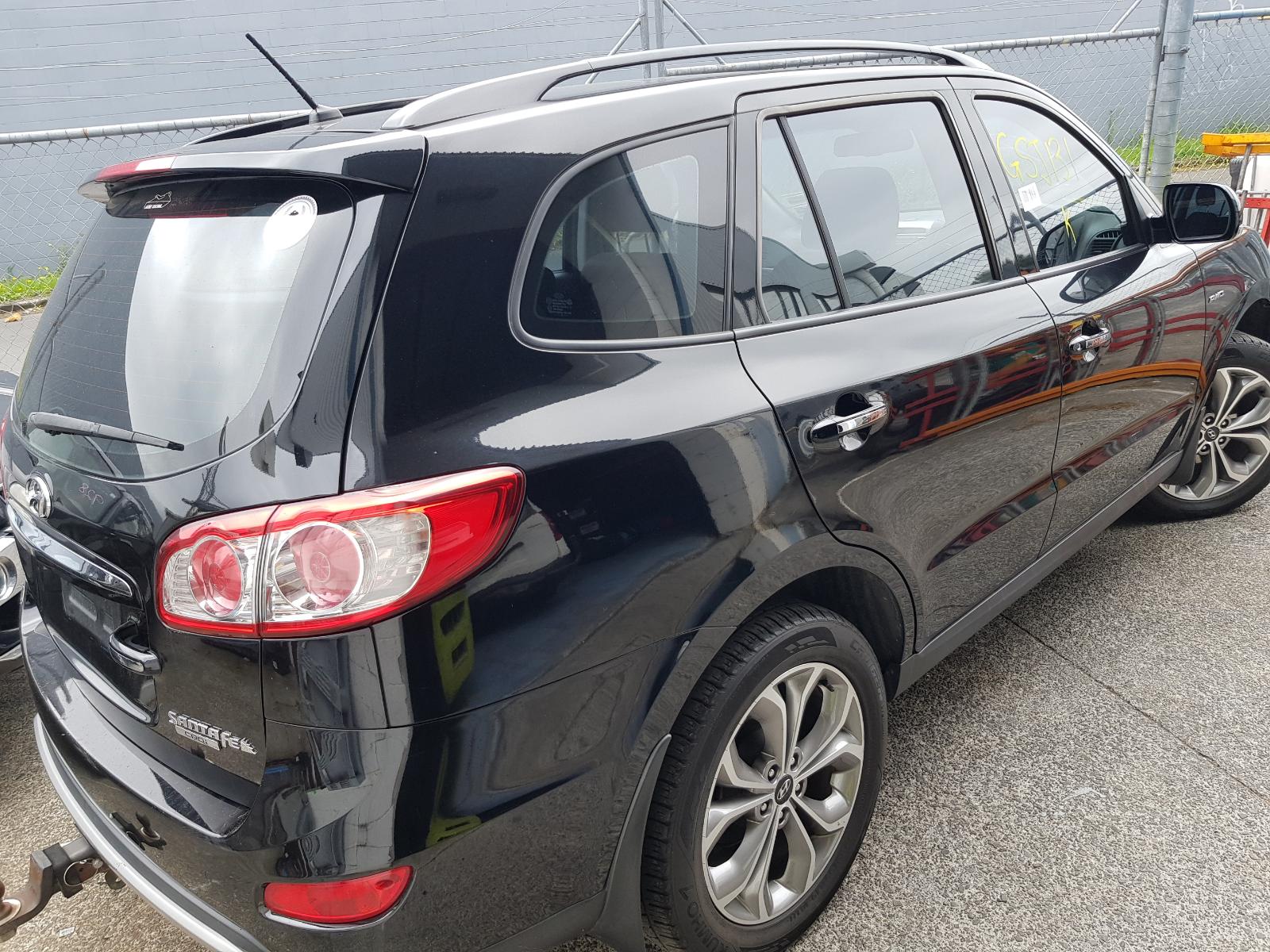 Hyundai Santa Fe - 2006-2012