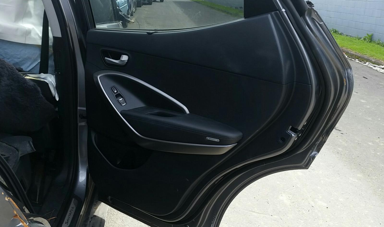 Hyundai Santa Fe - 2013-Present