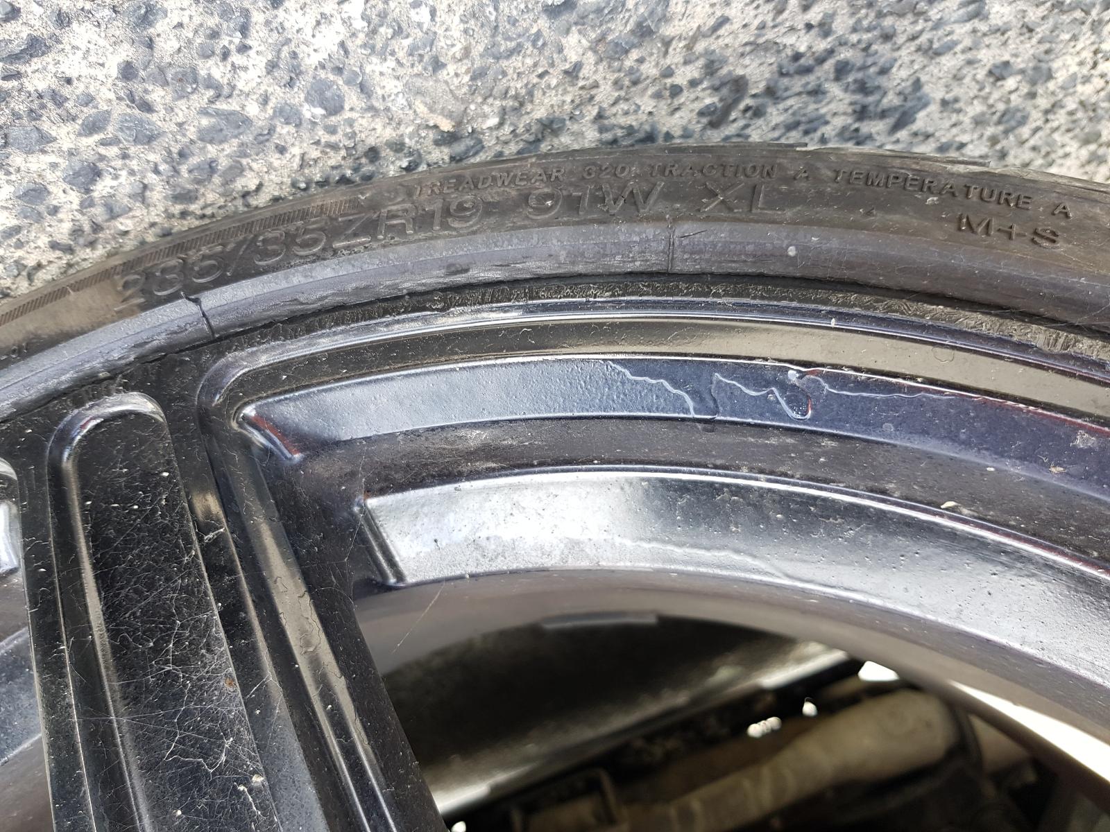 Holden Cruze - 2009-Present