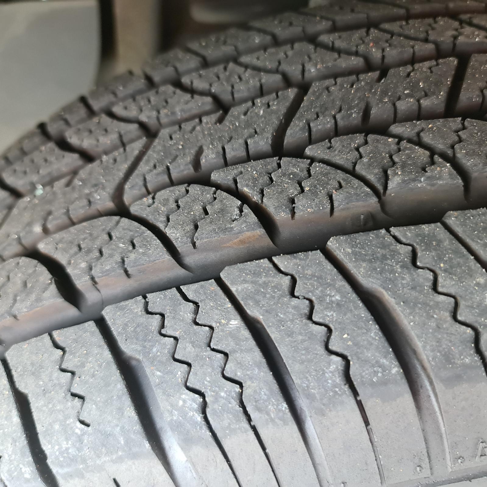 Ford Explorer - UT 2005-2007