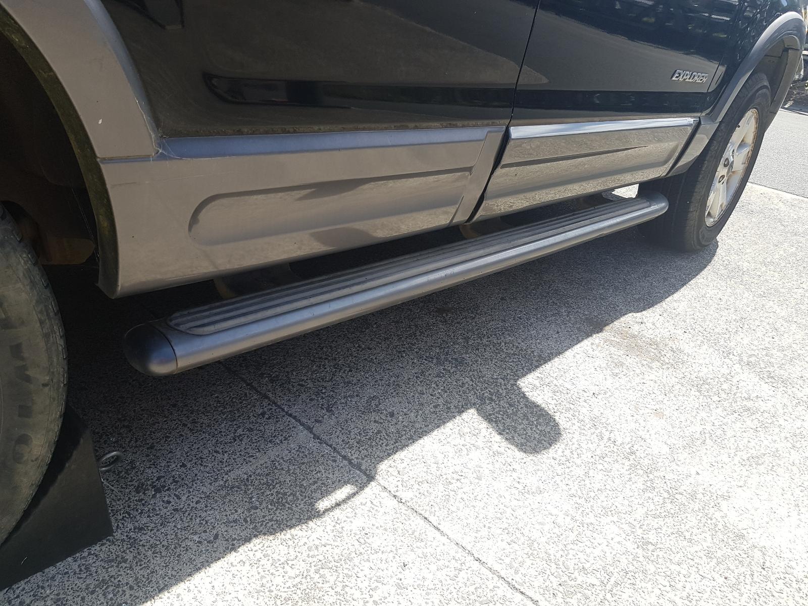 Ford Explorer - UT 2001-2005