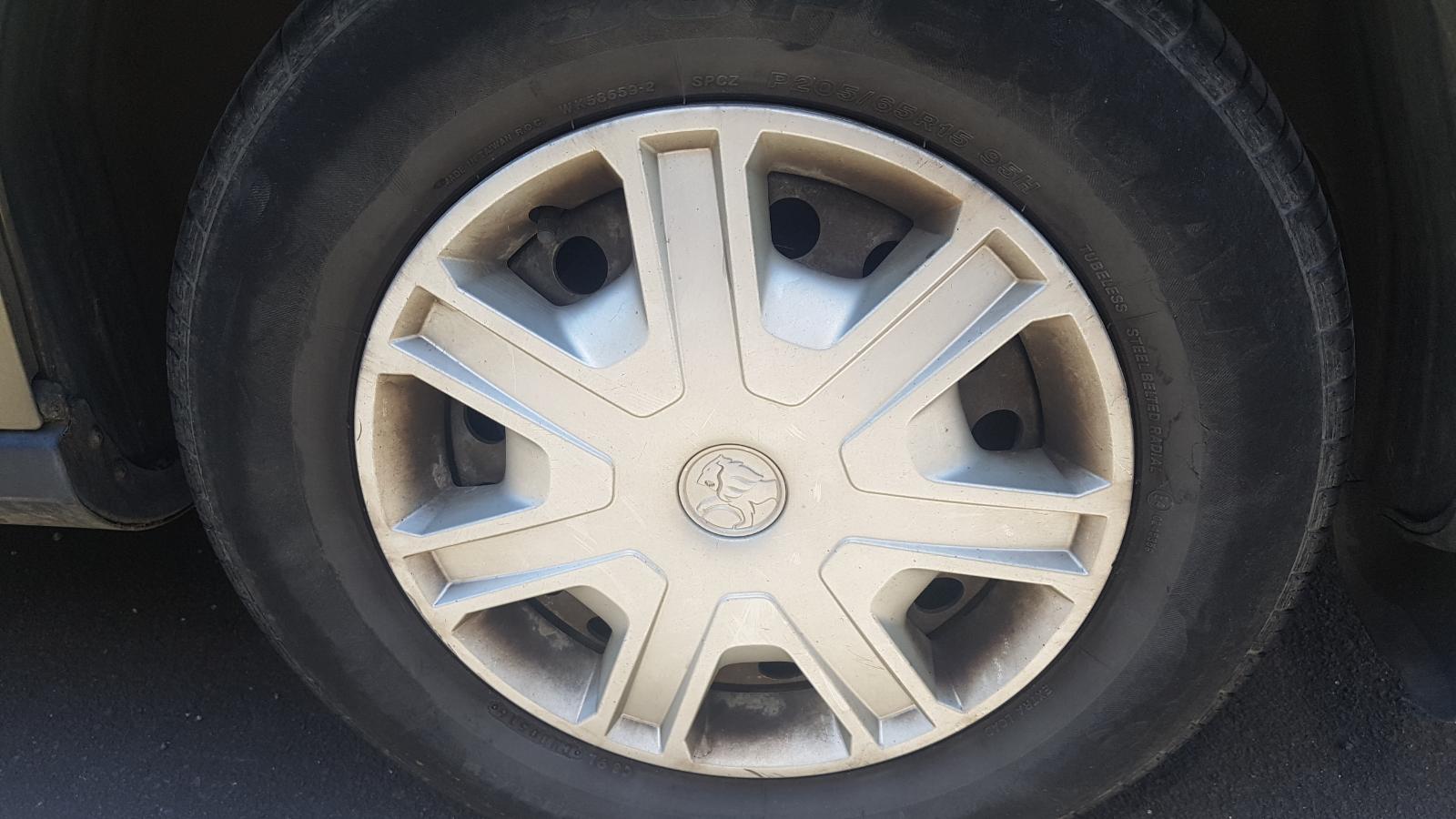 Holden Commodore - VY  2002-2004