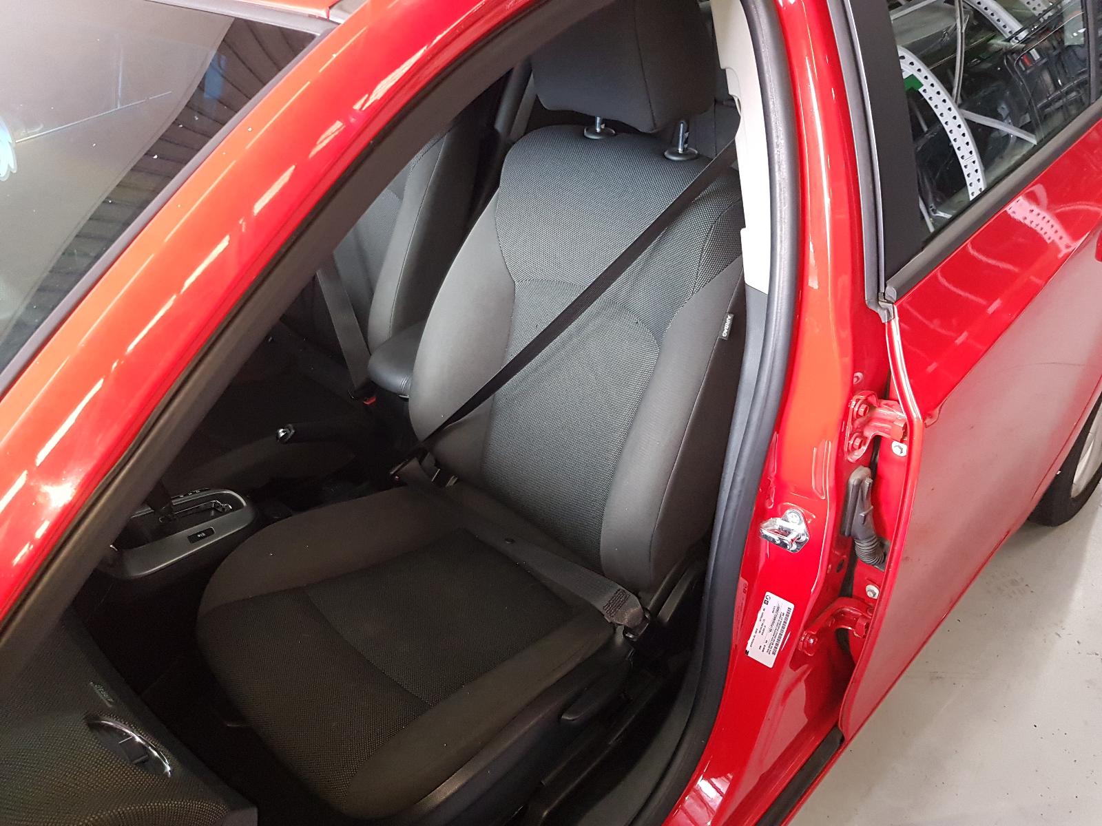 Holden Cruze - 2009-Present