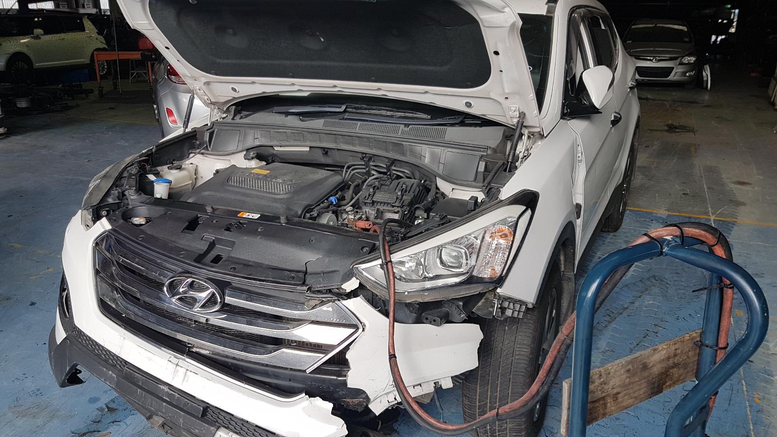 Hyundai Santa Fe - 2013-Present