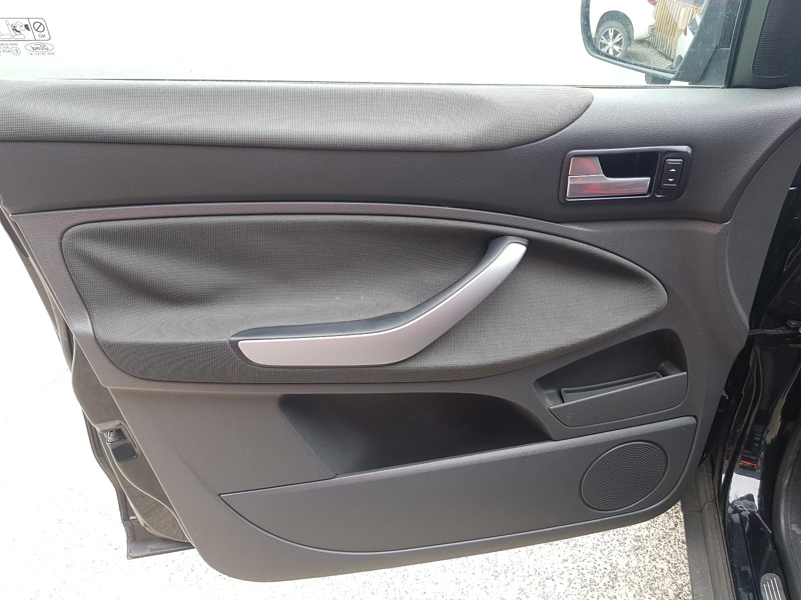 Ford Kuga - TE 2012-2013