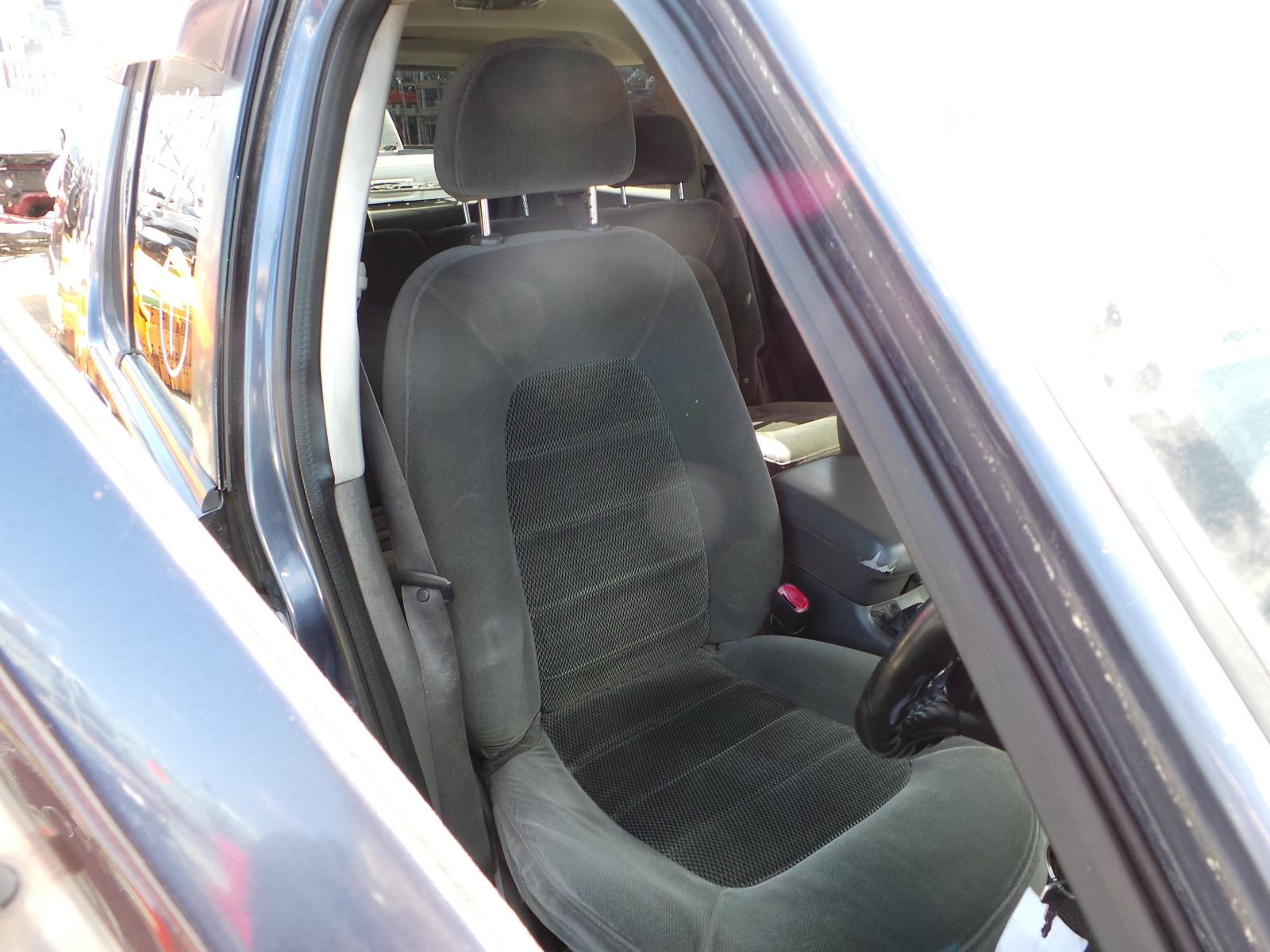 Ford Explorer - UT 2001-2005