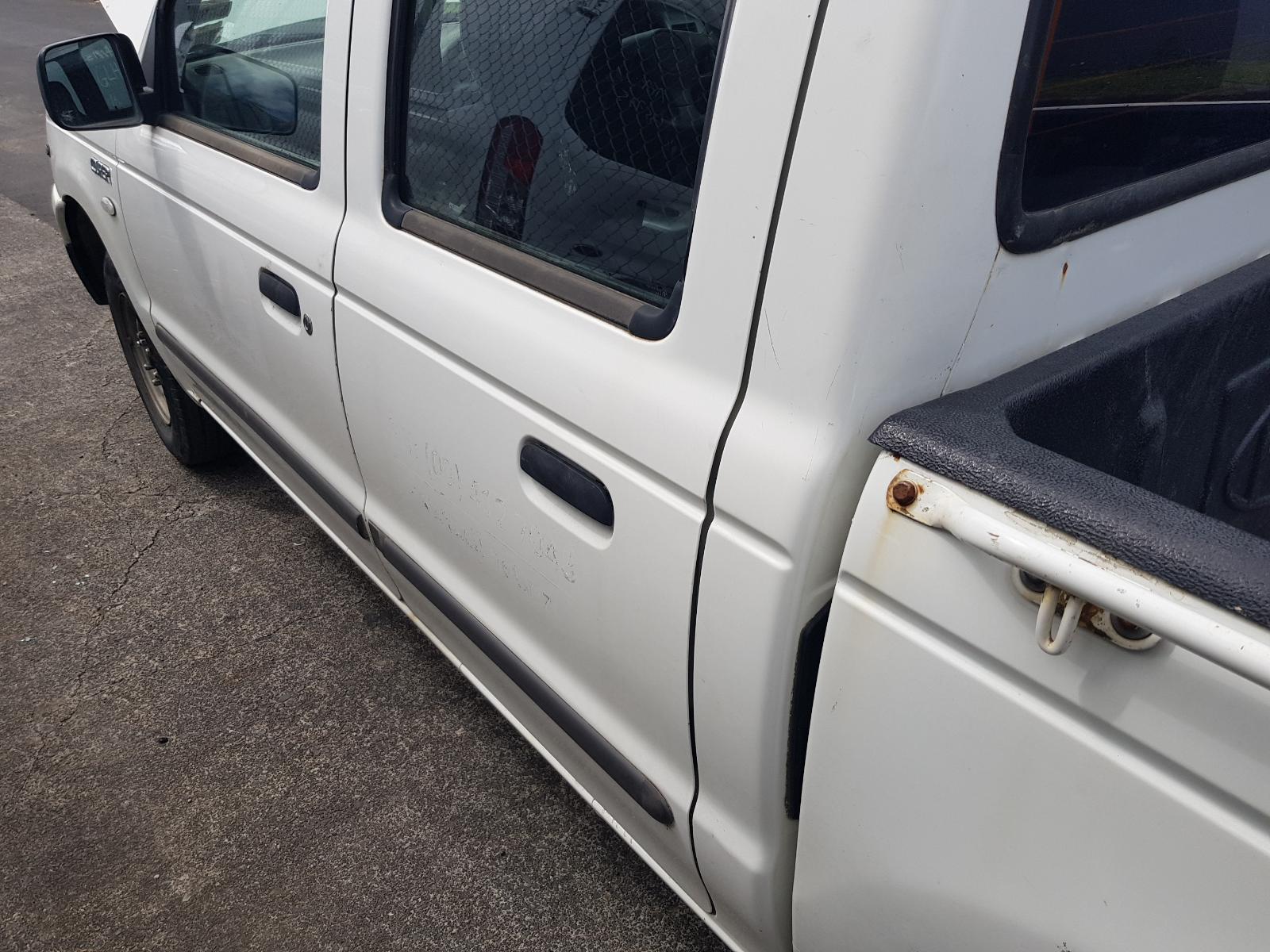 Ford Courier - UT 2005-2006