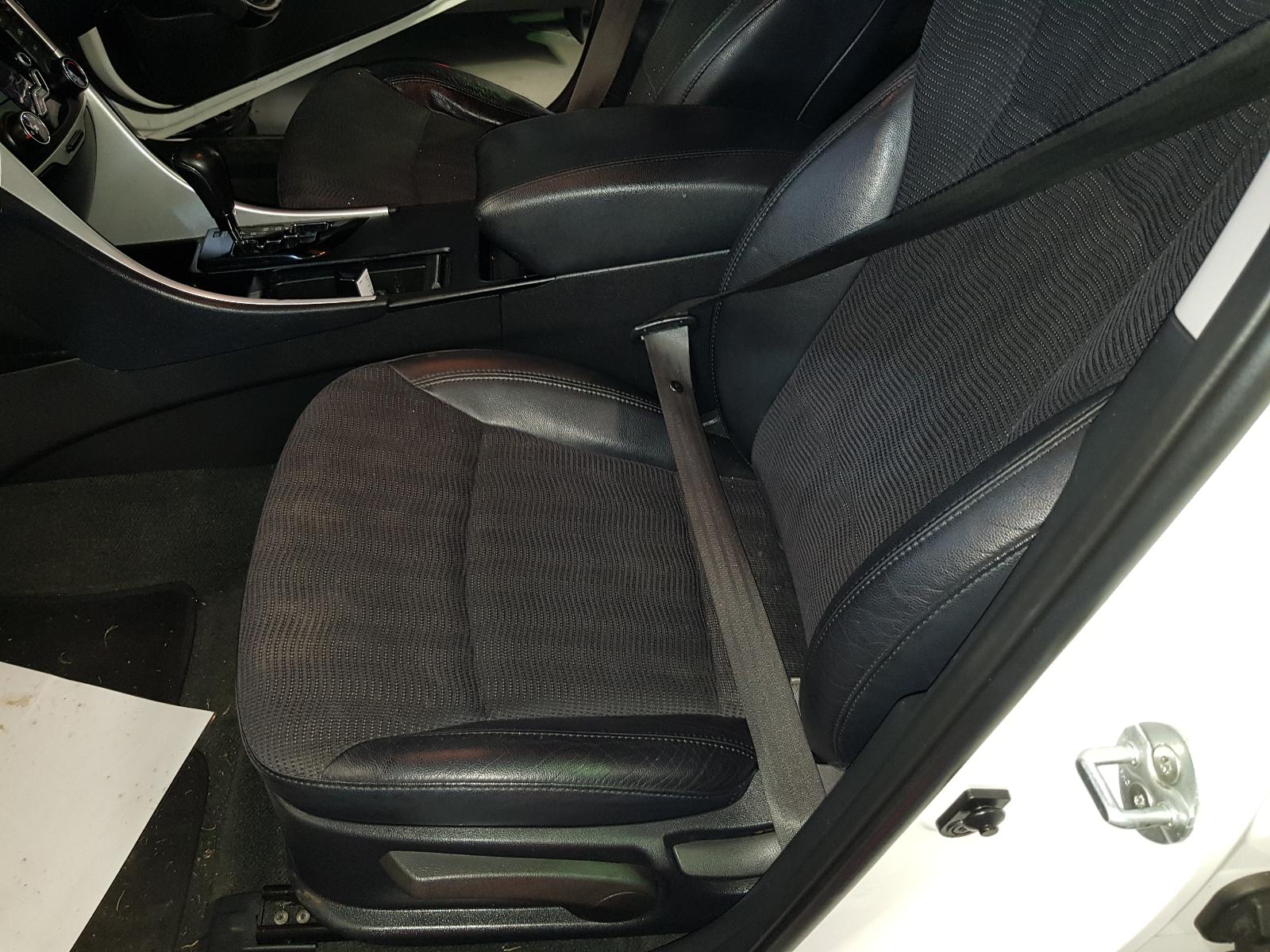 Hyundai i45 - 2010-2013