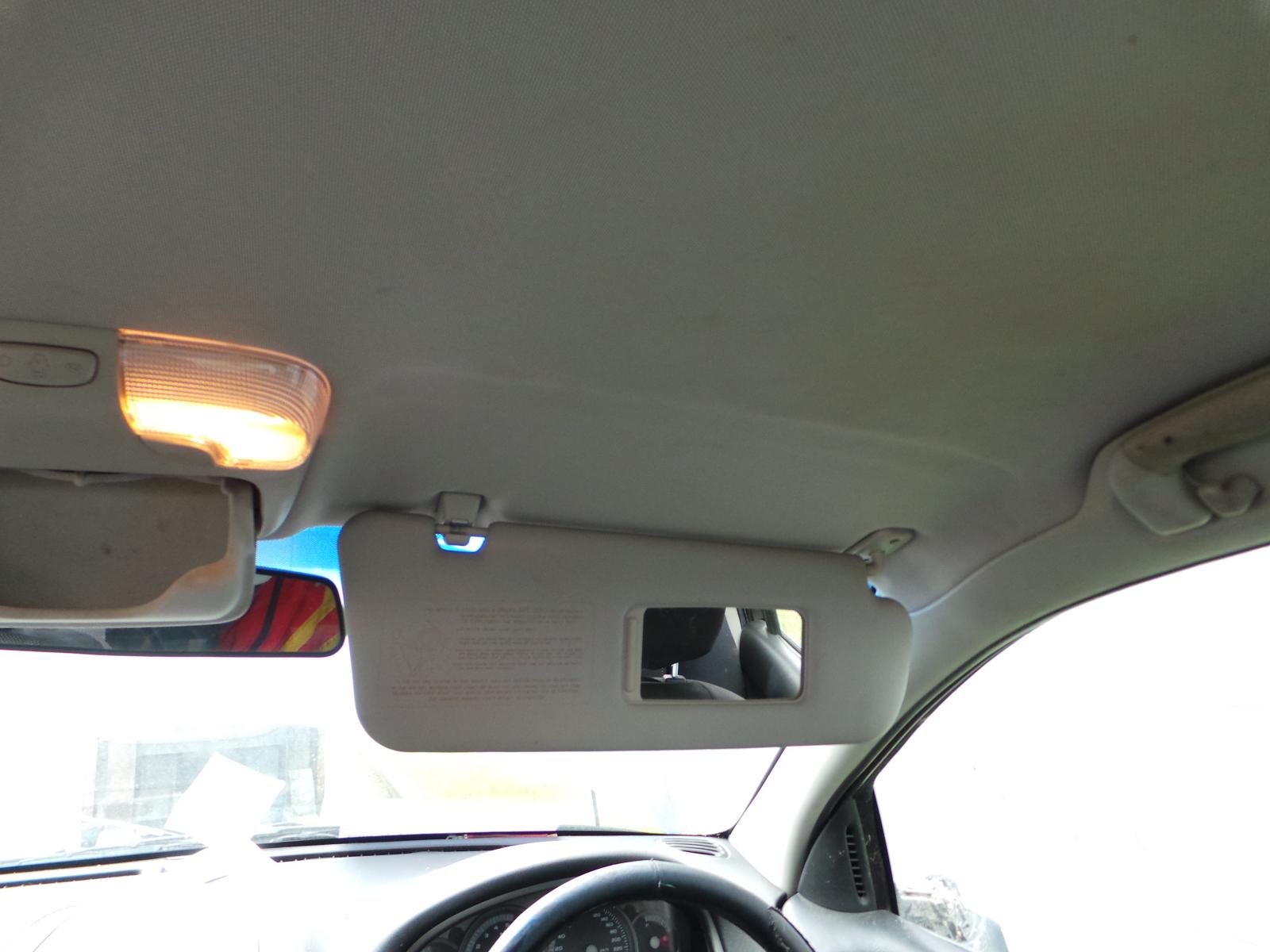 Holden Crewman - VZ  2004-2007