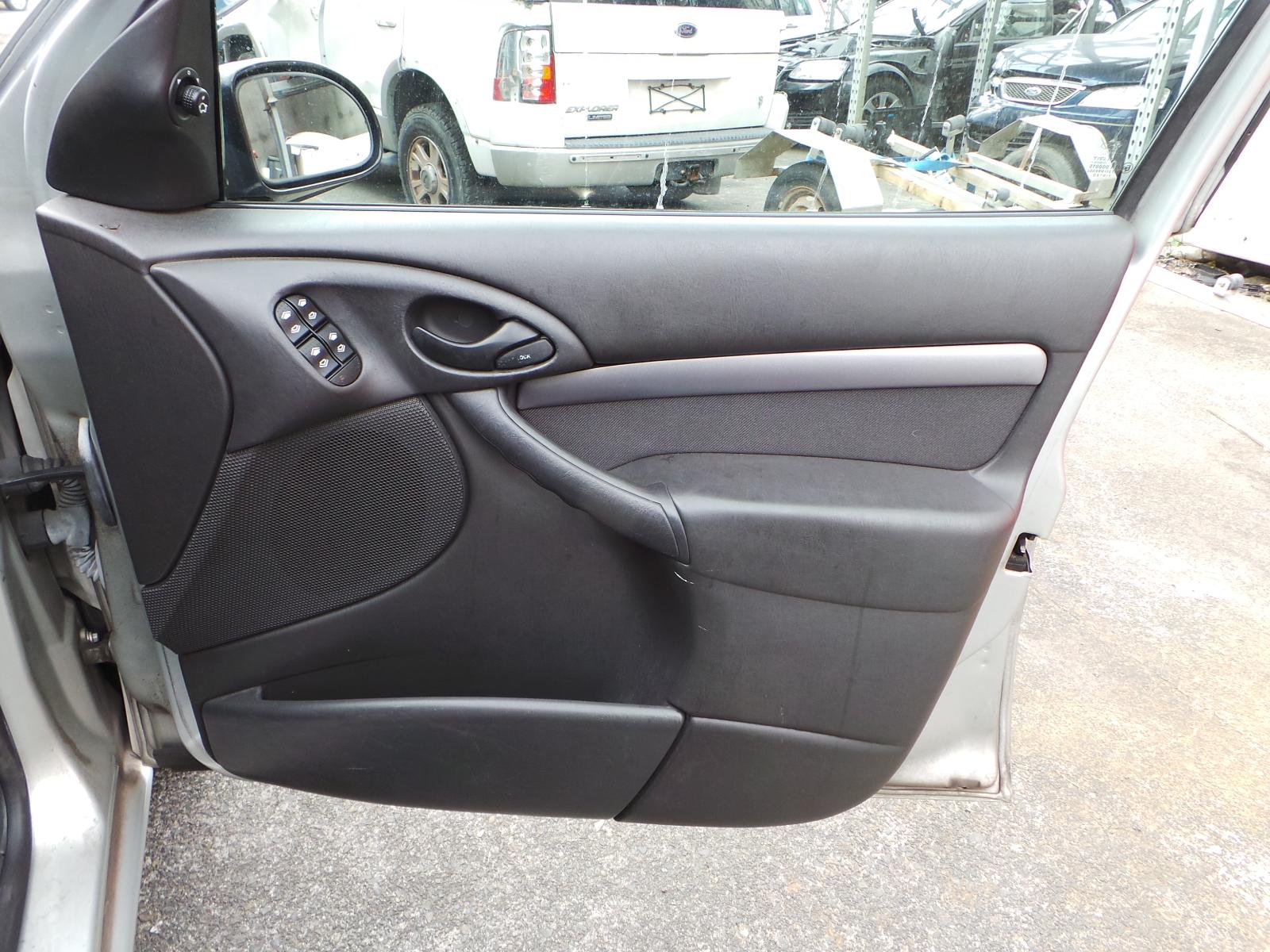 Ford Focus - IMPORT 1998-2002