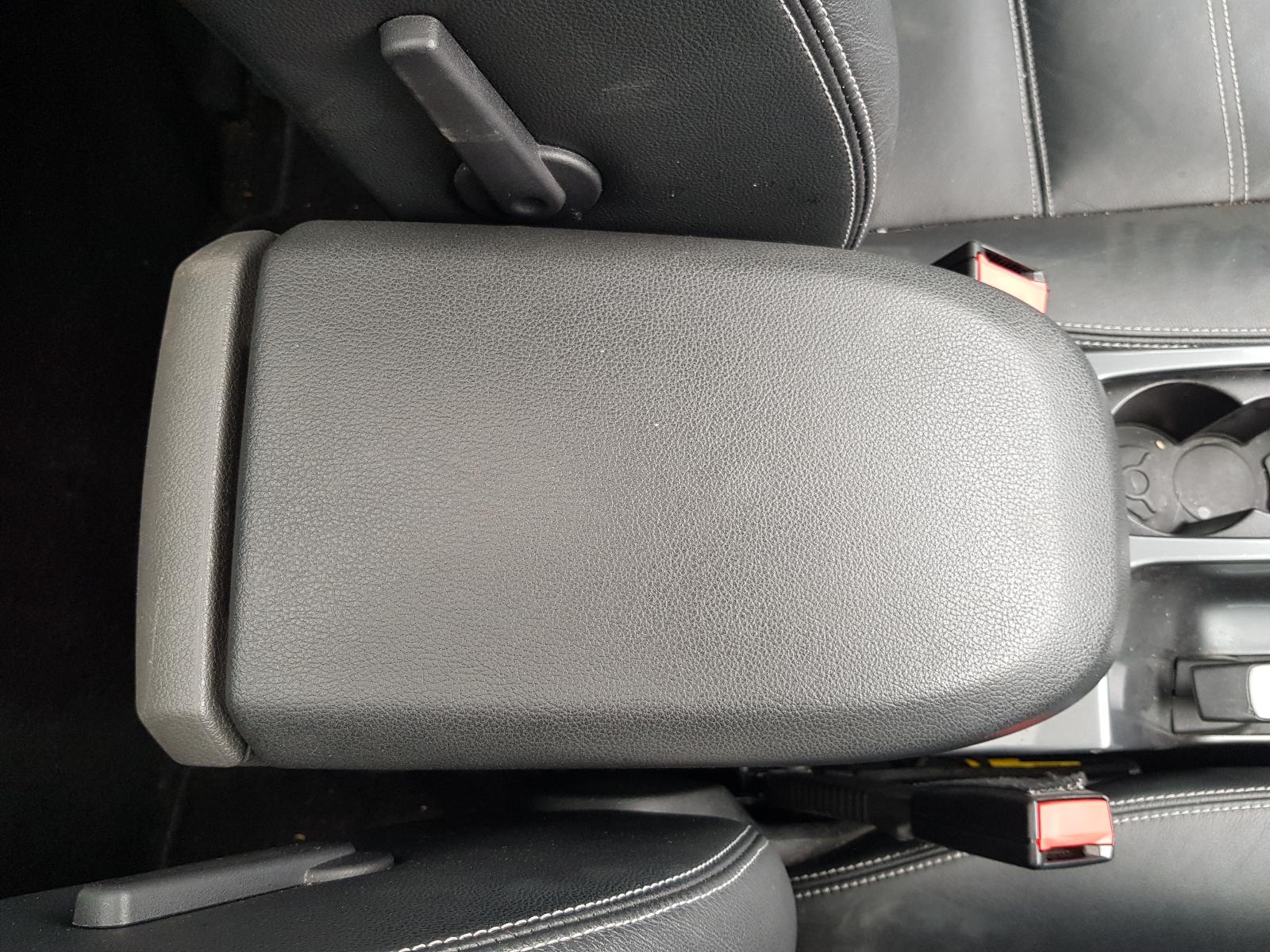 Ford Kuga - TE 2012-2013