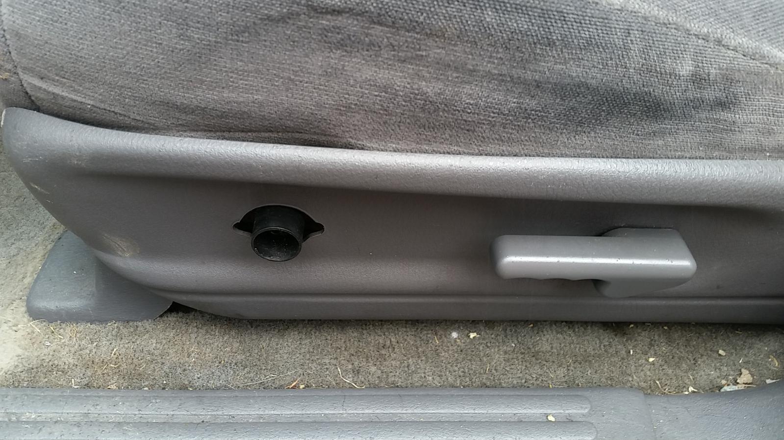 Ford Explorer - UT 2001-2005